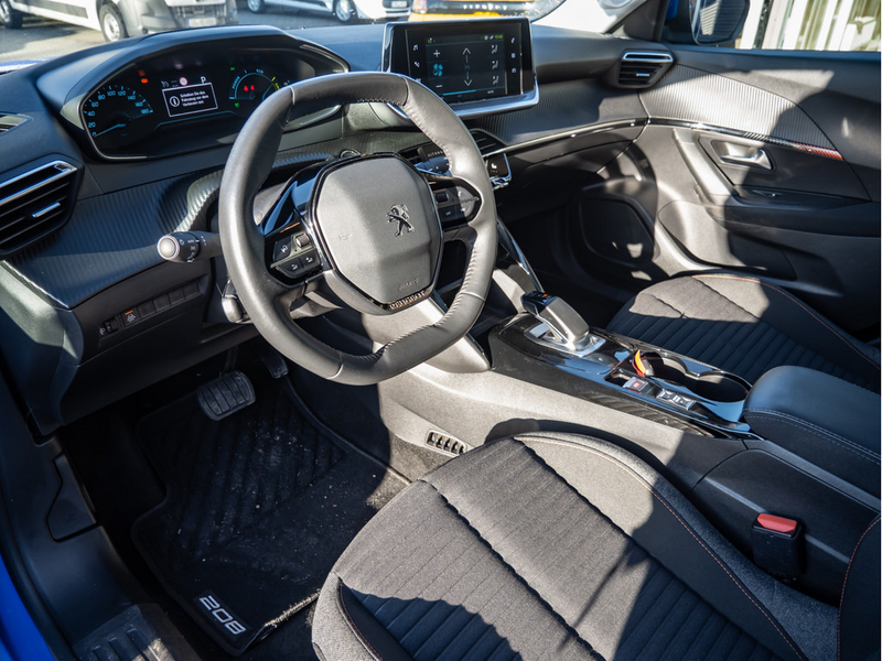 Peugeot e-2008 Active Pack 136 — photo 9