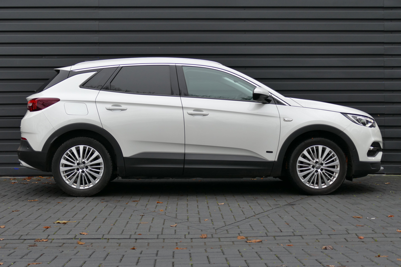 Opel Grandland X 1.6 TURBO 225PK HYBRID INNOVATION AUTOMAAT | Achte — photo 3
