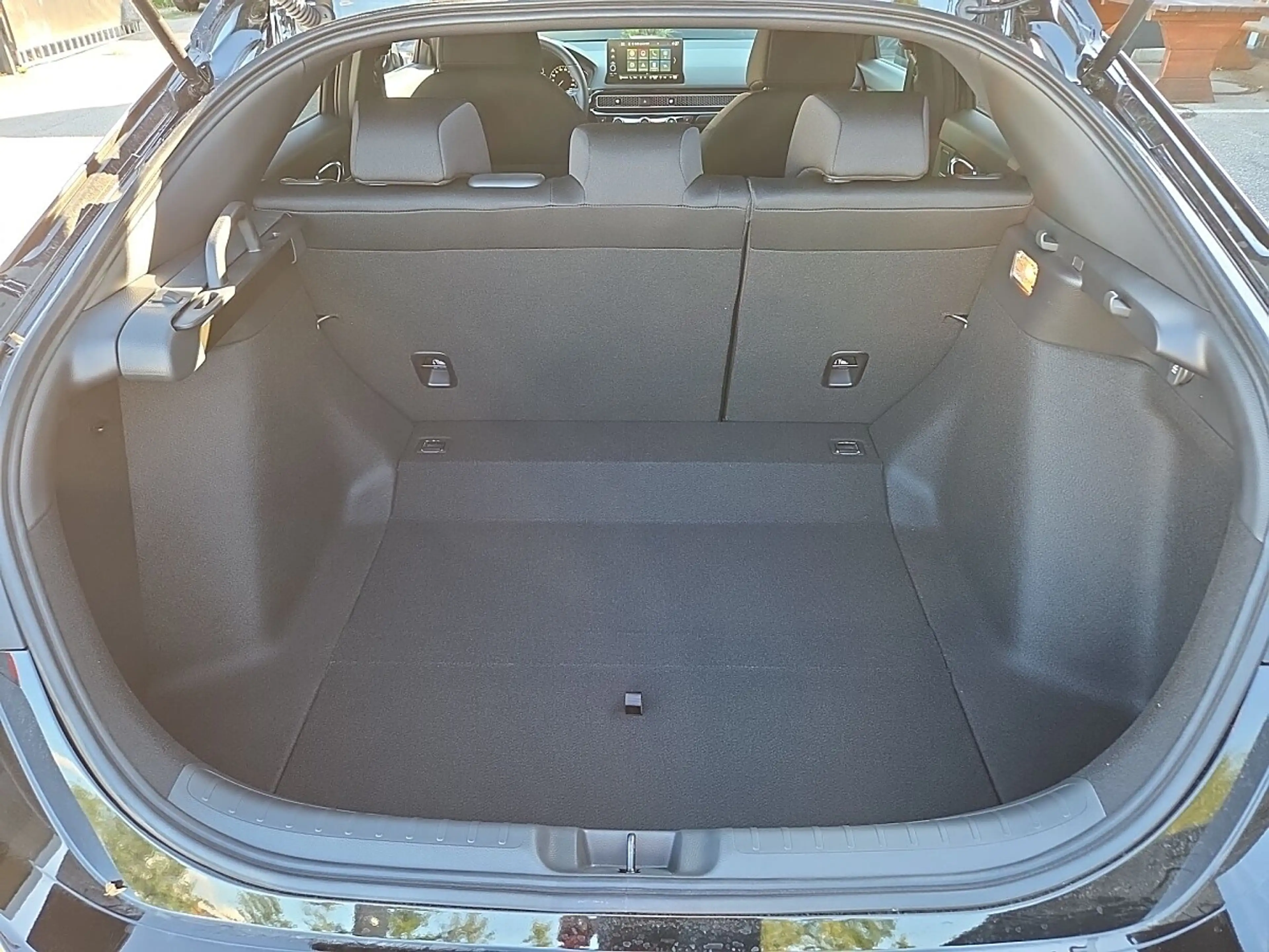 Honda Civic 2.0 i-MMD Hybrid Elegance e-CVT Aut. — photo 9