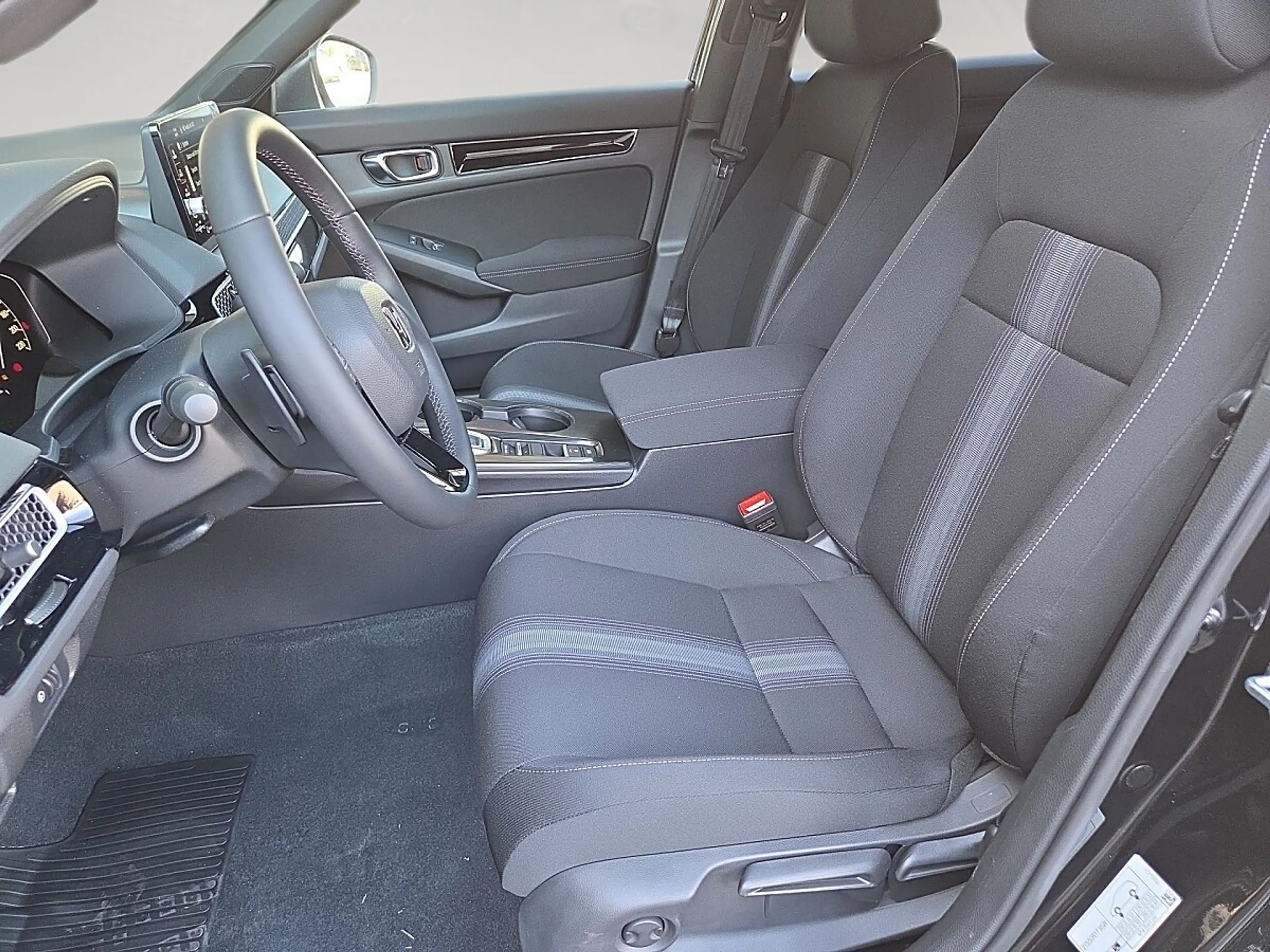 Honda Civic 2.0 i-MMD Hybrid Elegance e-CVT Aut. — photo 10