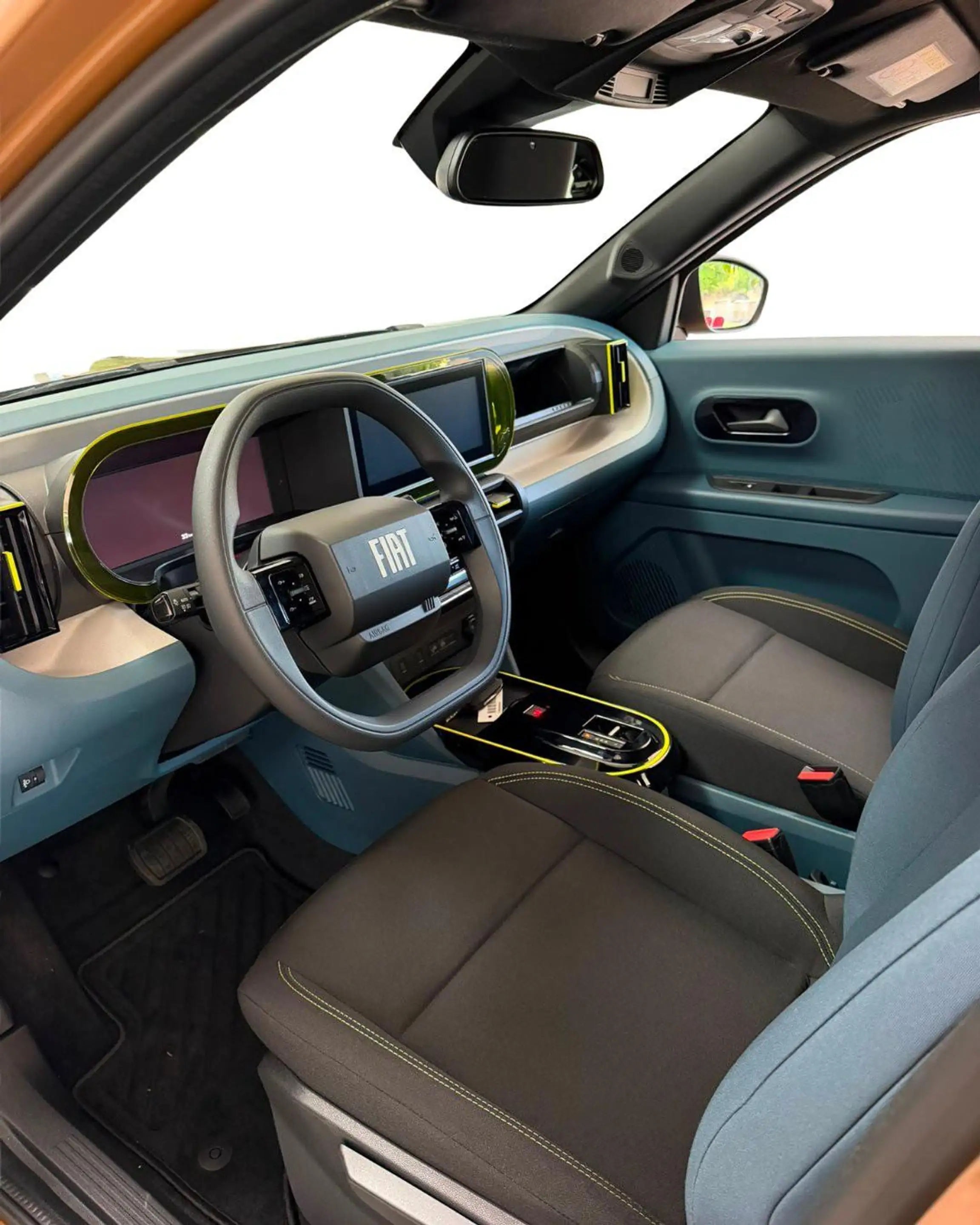 Fiat Grande Panda 1.2 Hybrid 74 kW Icon *Komfort Paket mit RÜCKFAHRK — photo 5