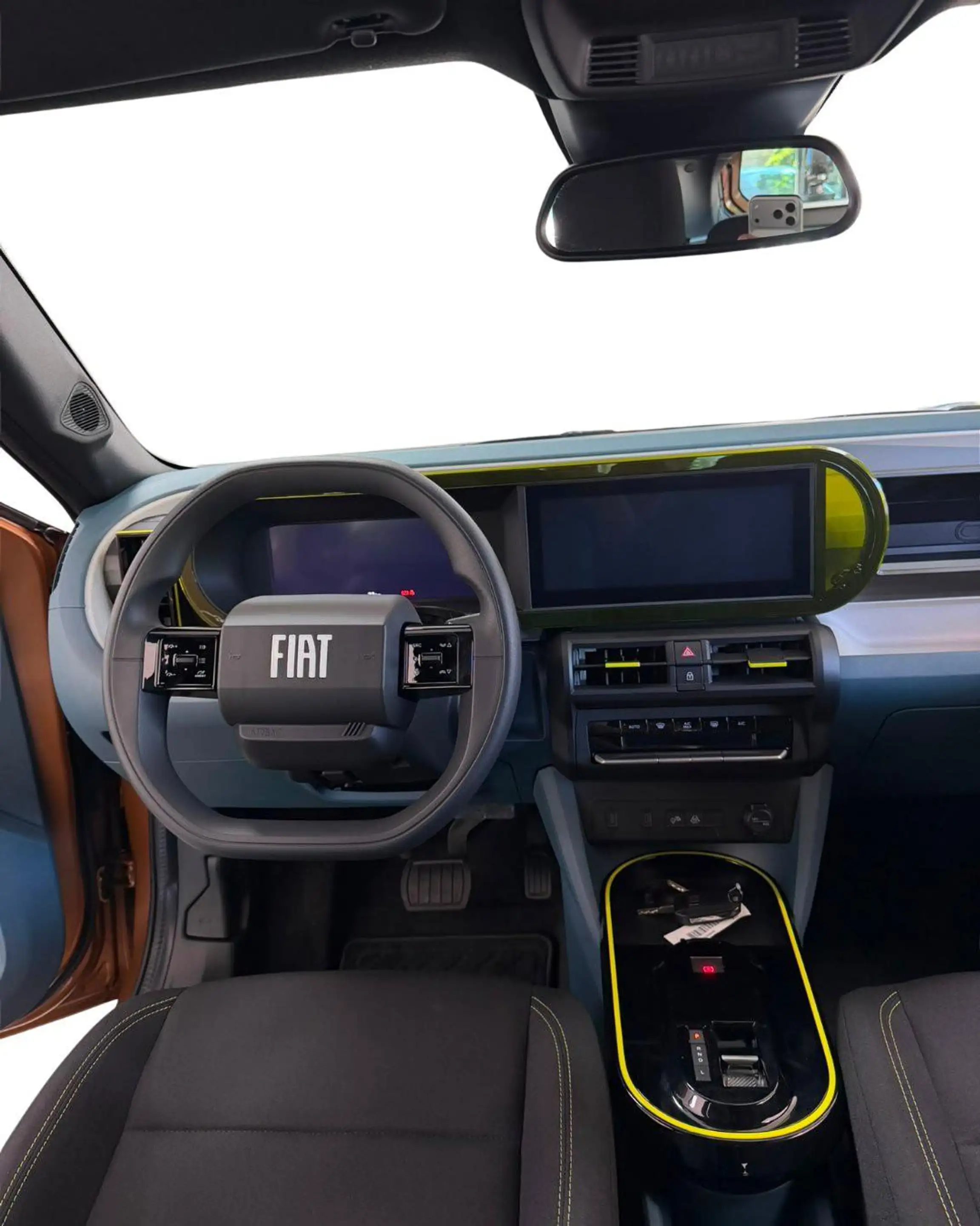 Fiat Grande Panda 1.2 Hybrid 74 kW Icon *Komfort Paket mit RÜCKFAHRK — photo 6