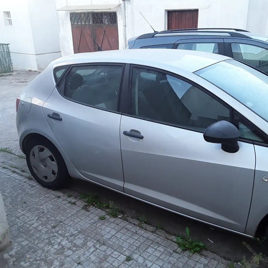 SEAT Ibiza 1.2 Benzina 5P Argento - 2
