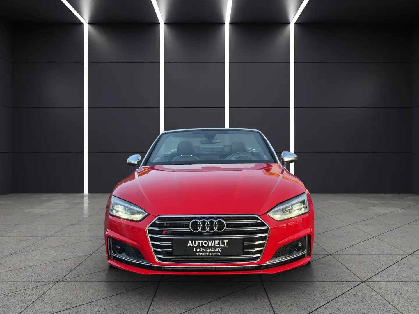Audi S5 Cabriolet 3.0 TFSI quattro Rood - 2