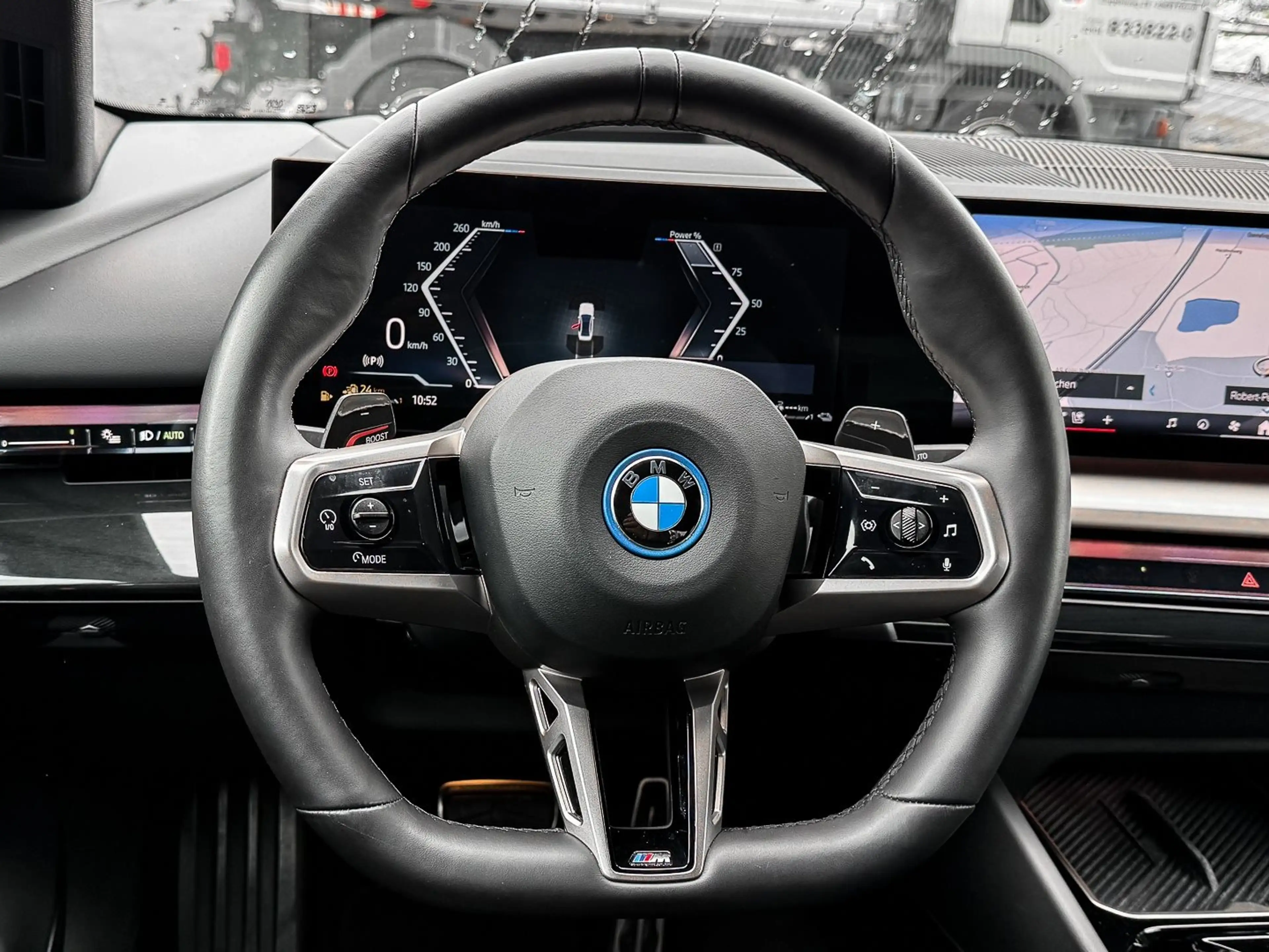 BMW 550 e xDrive M Sport HUD ACC RFK NAVI LED DAB PA — photo 14