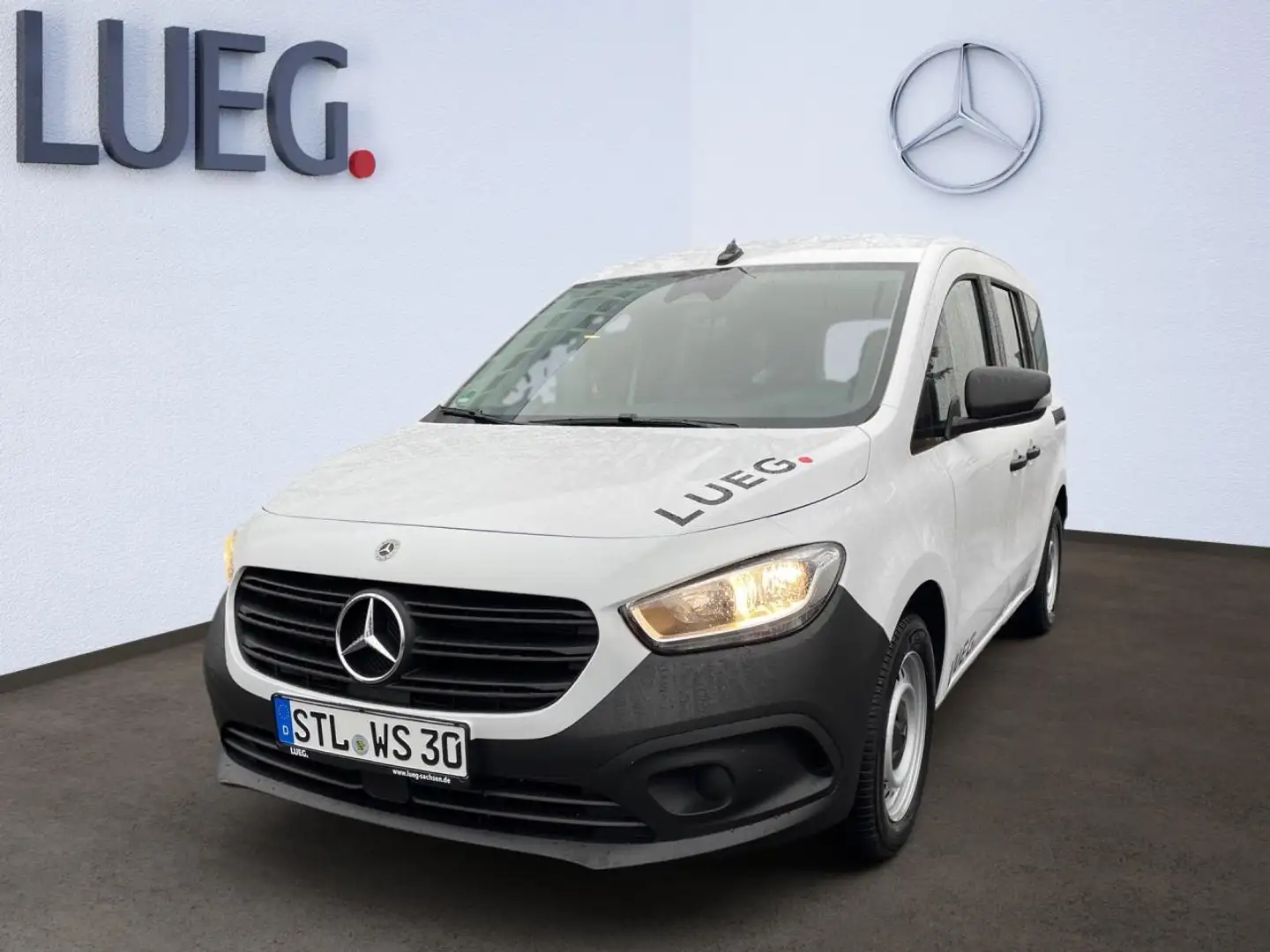 Mercedes-Benz Citan 110 Tourer BASE Standard 2xKlima Kam. SHZ Blanc - 1
