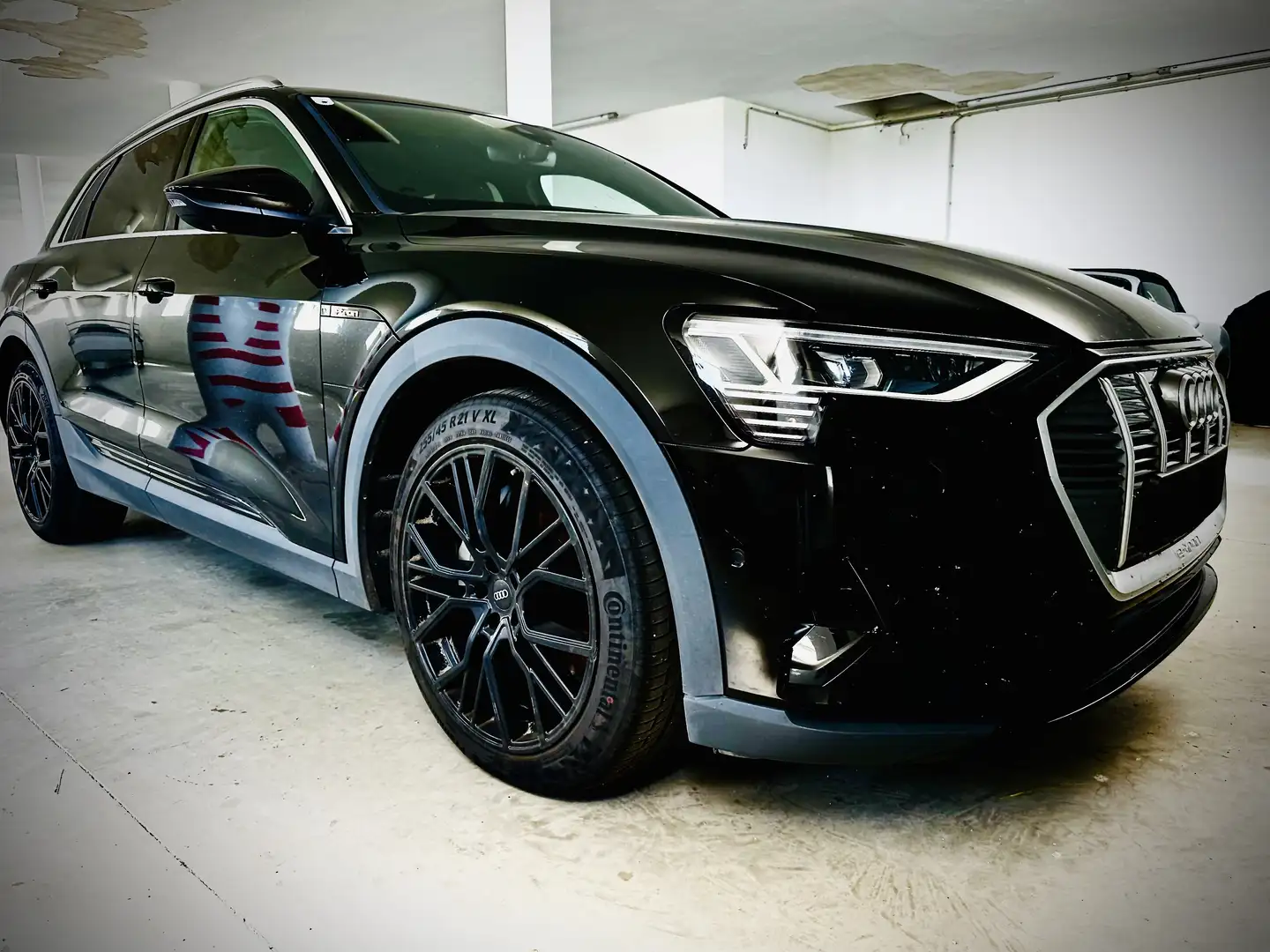 Audi e-tron 50 quattro 71kWh S-line - 1