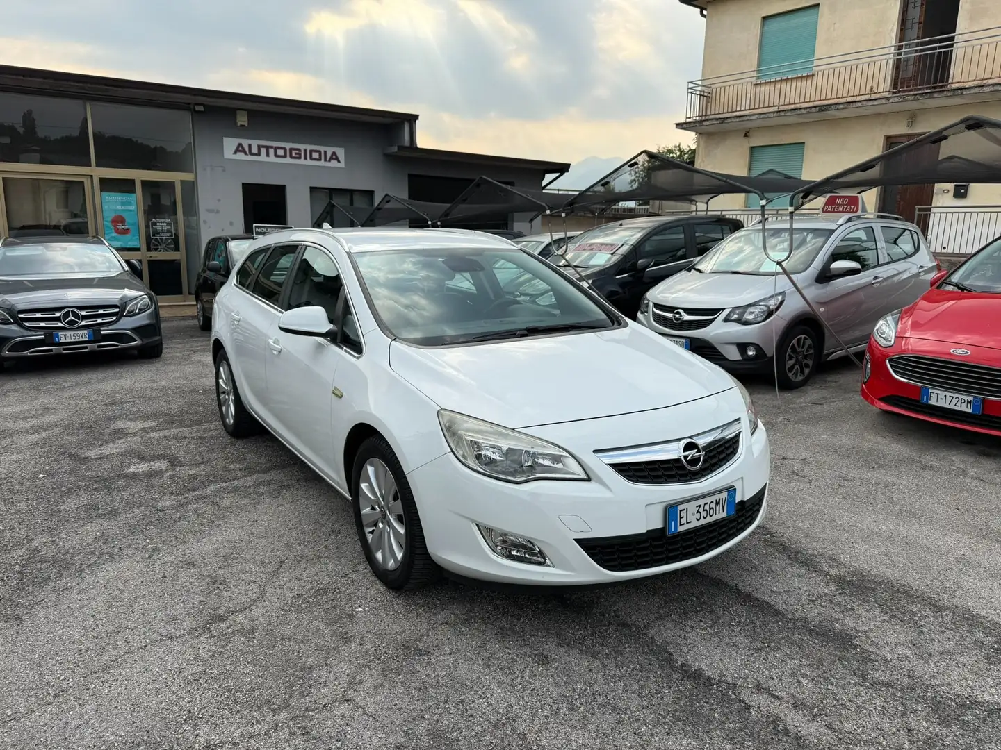 Opel Astra Sports Tourer Sports Tourer 1.7 cdti Cosmo 110cv Bianco - 1