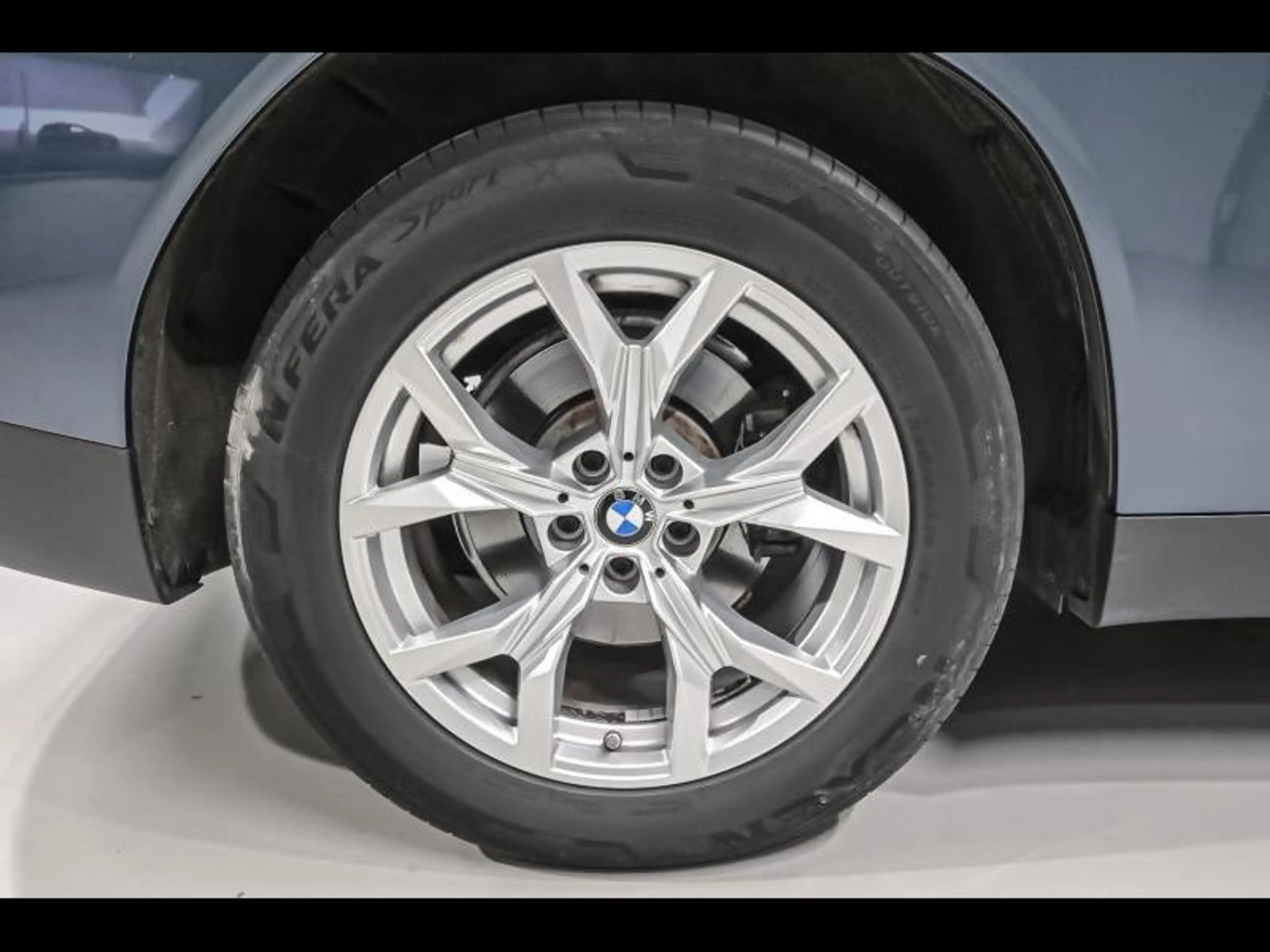 BMW X3 xDrive20i — photo 8