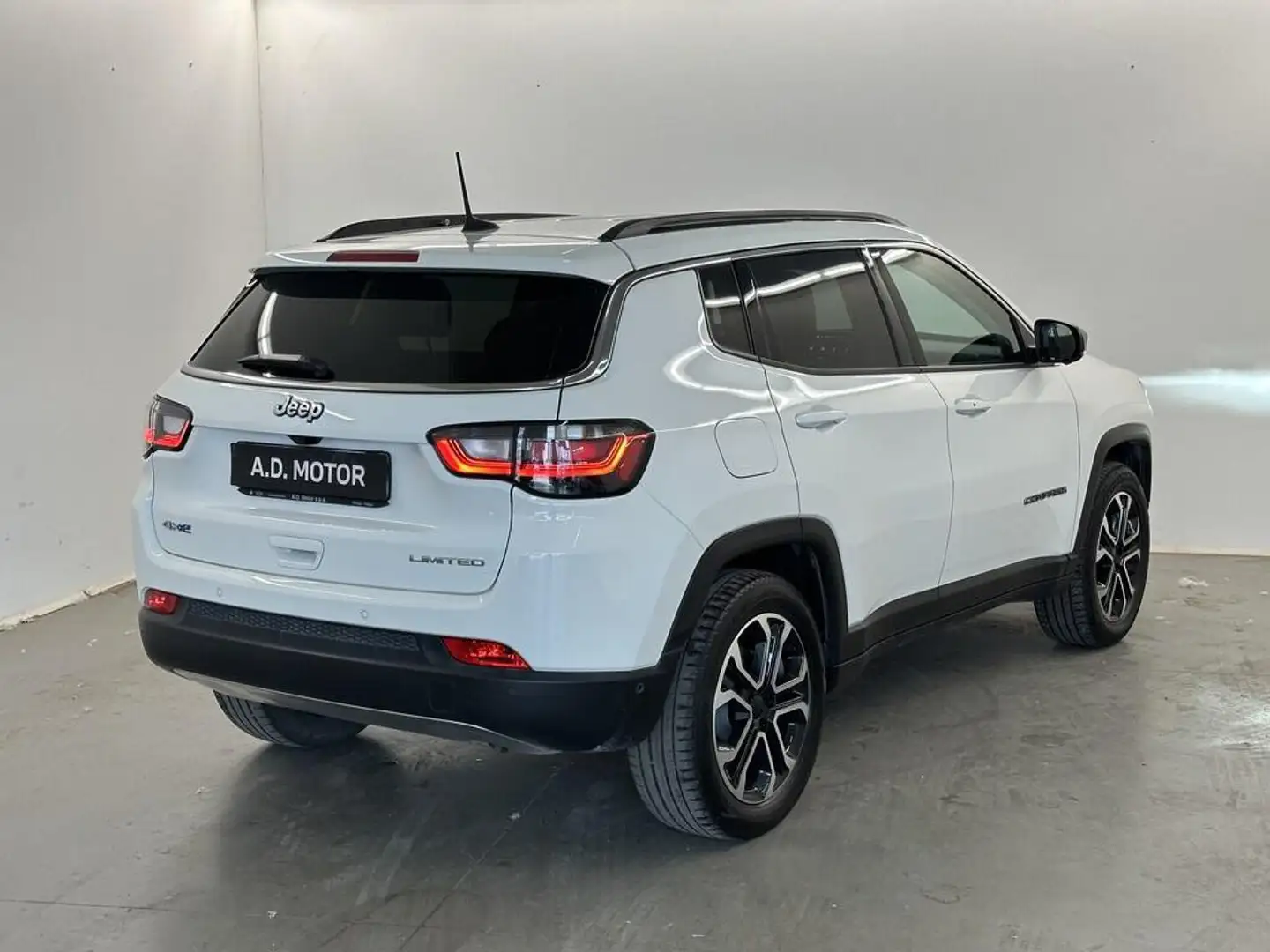 Jeep Compass 1.3 turbo t4 phev Limited 4xe auto Bianco - 2