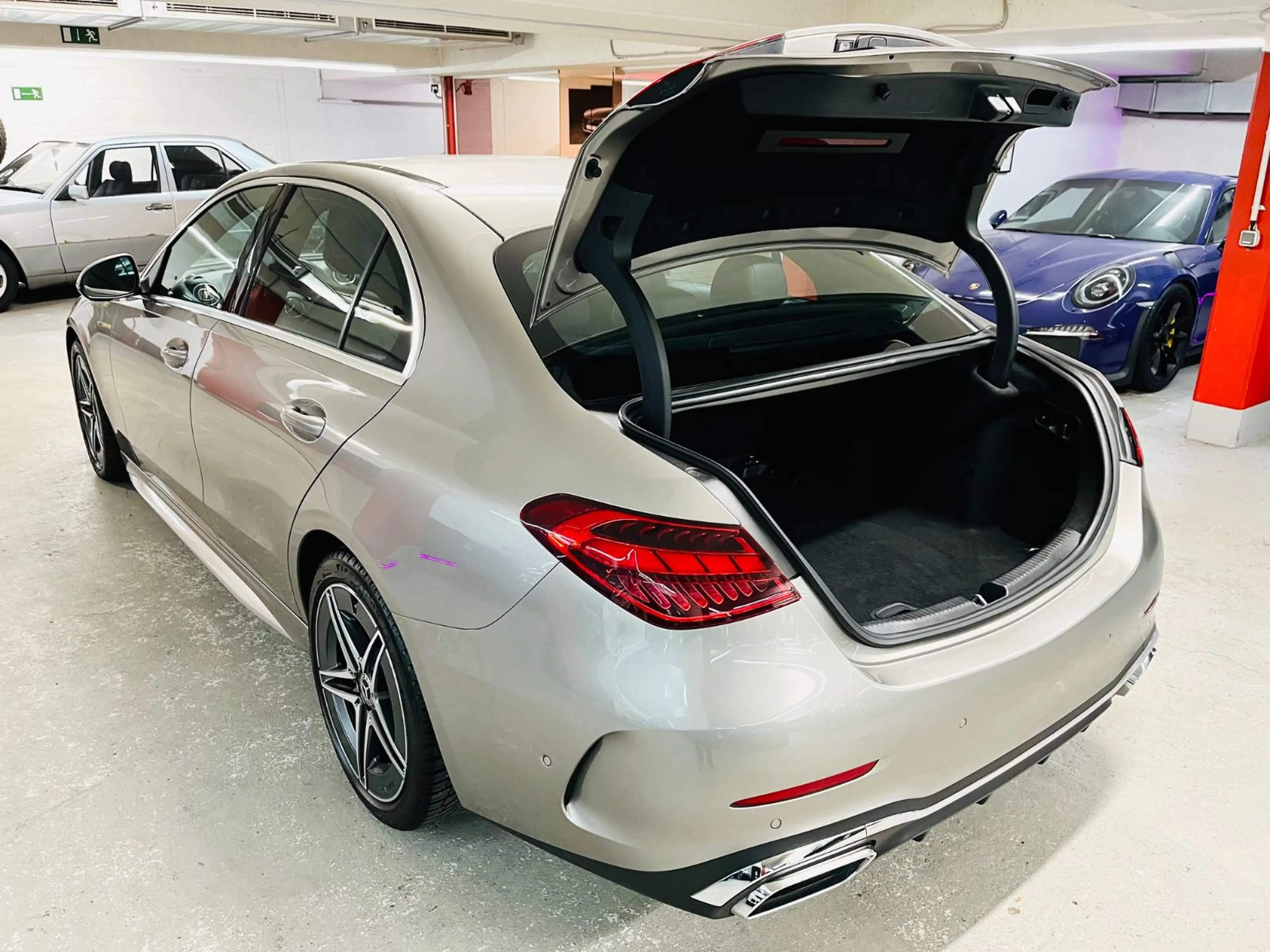Mercedes-Benz C 220 d 9G AMG Line LED|VirtualCockpit|Distronic — photo 5
