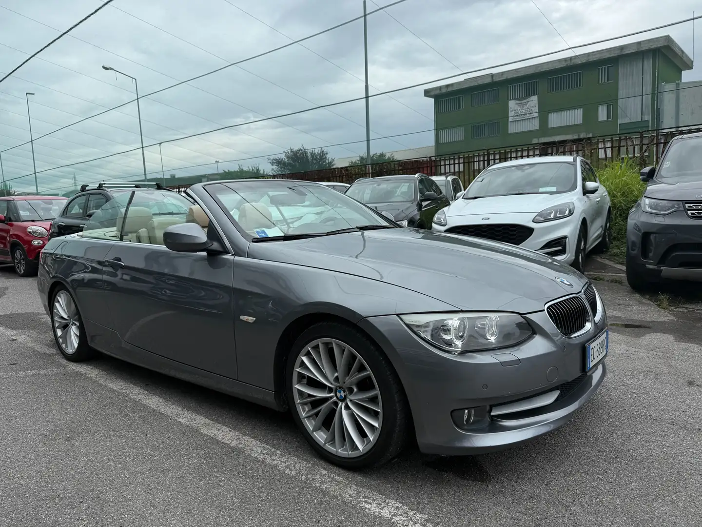 BMW 320 Cabrio 320d Cabrio184cv Grigio - 2