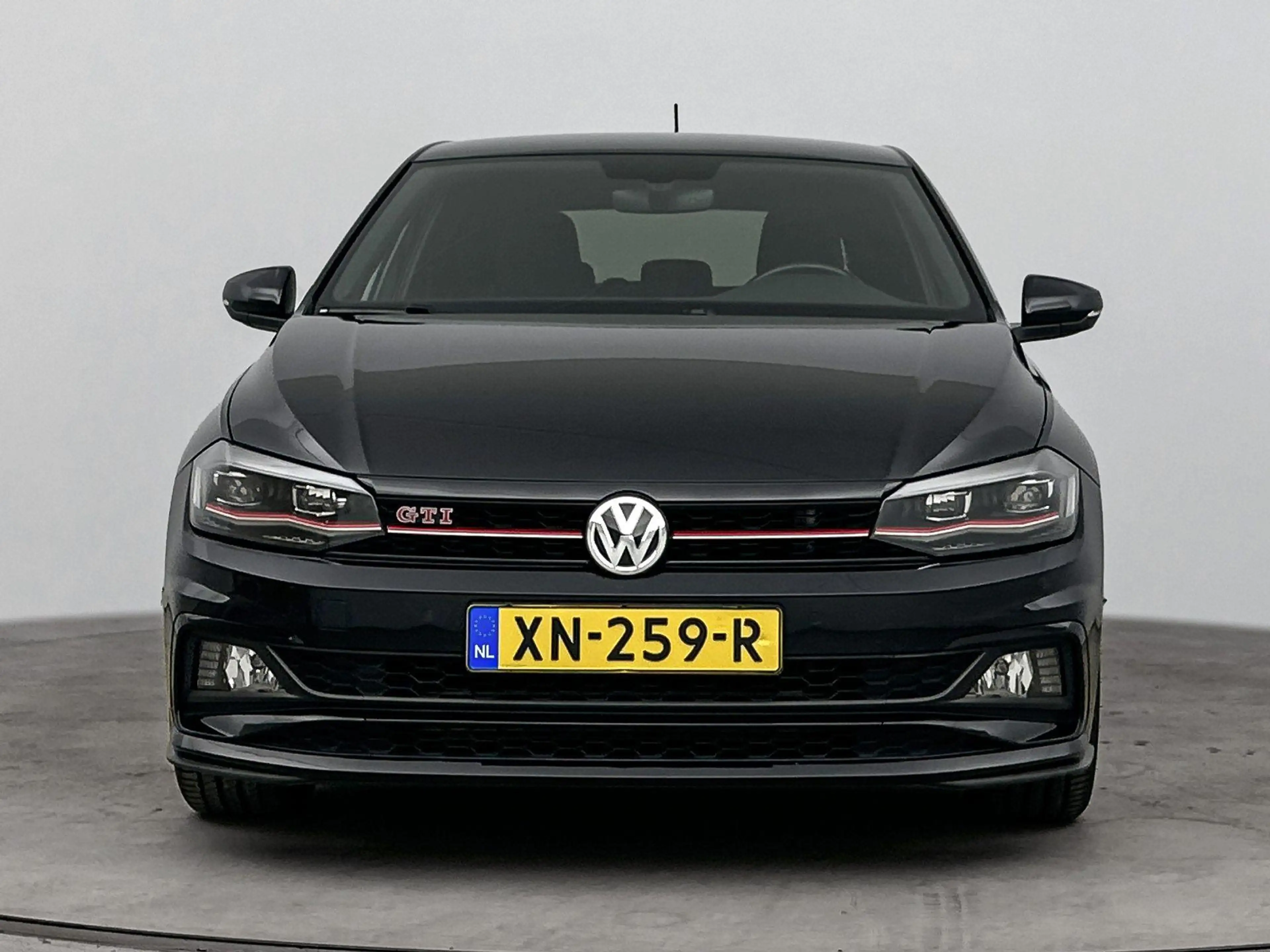 Volkswagen Polo GTI 2.0 TSI — photo 5
