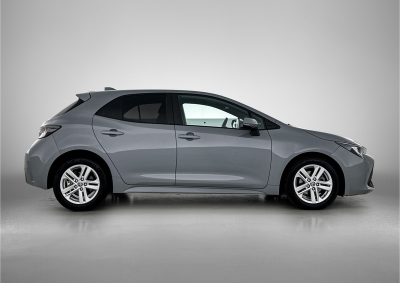 Toyota Corolla 1.8 Hybrid Active | Apple CarPlay/Android Auto | C — photo 14