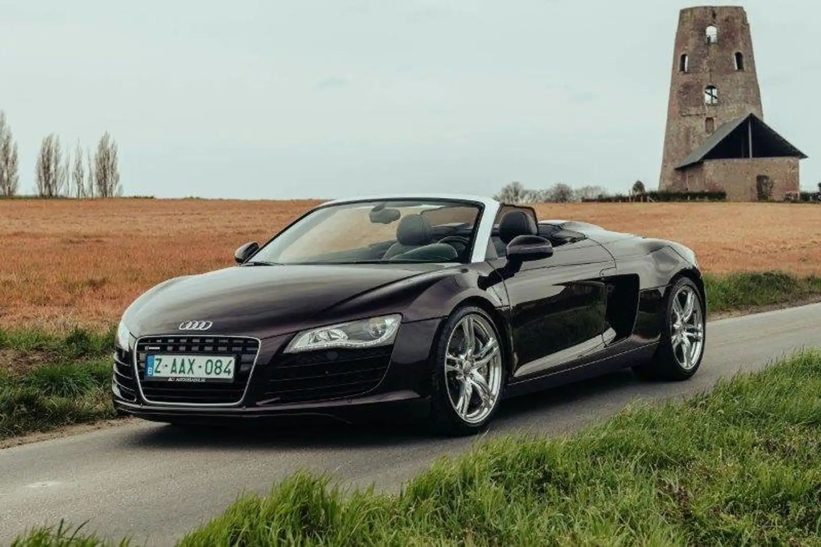 Audi R8 4.2i V8 Quattro *Boite Manuelle" Audi Exclusive Mauve - 1