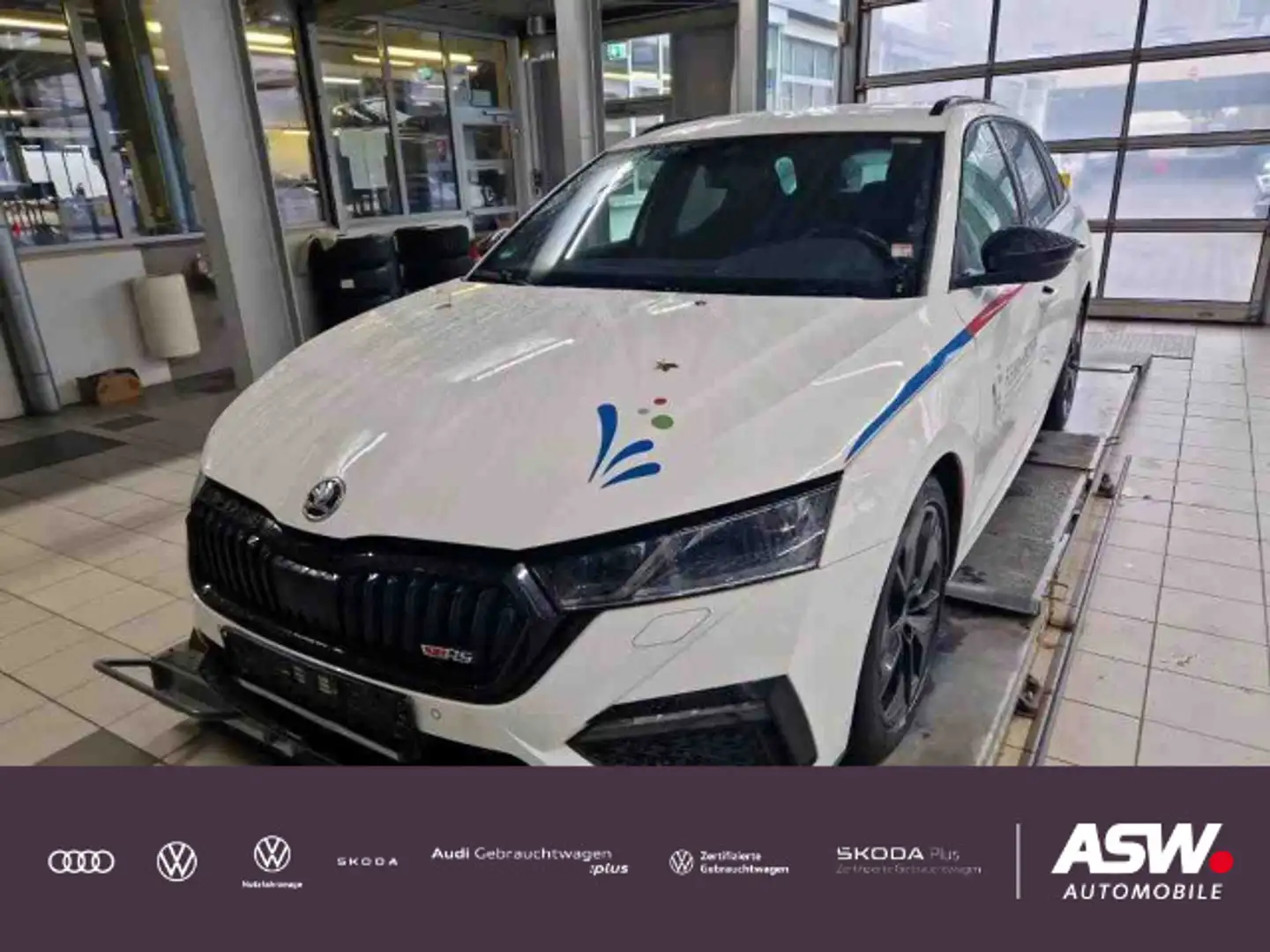 Skoda Octavia Combi RS 2,0 TDI DSG AHK Navi HUD RFK Weiß - 1