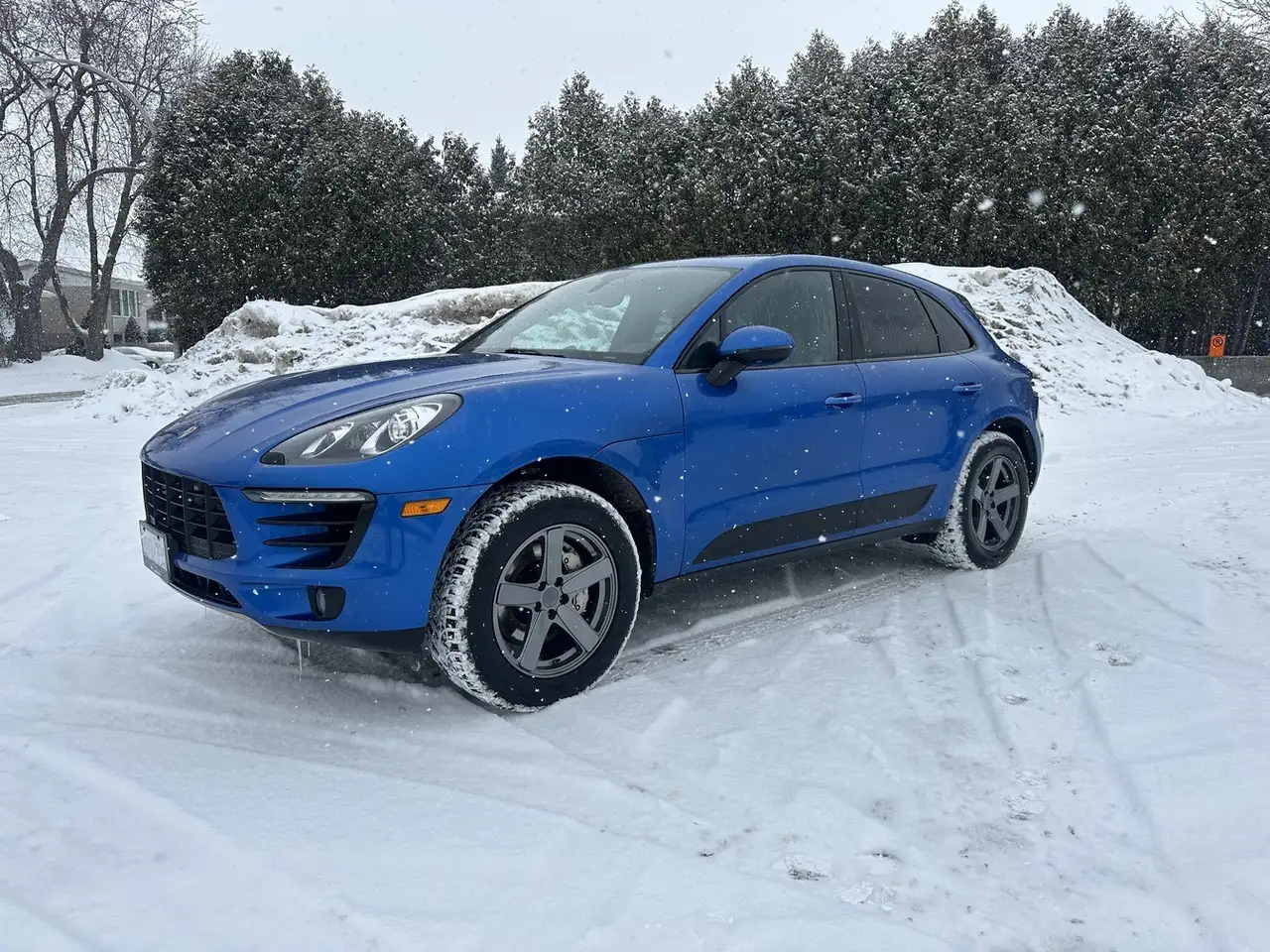 Porsche Macan снимка Porsche Macan