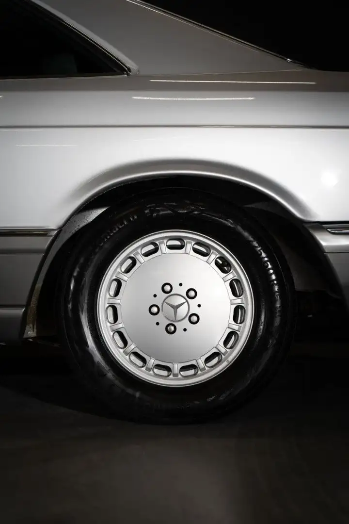 Mercedes-Benz 500 ETAT NEUF Silber - 2