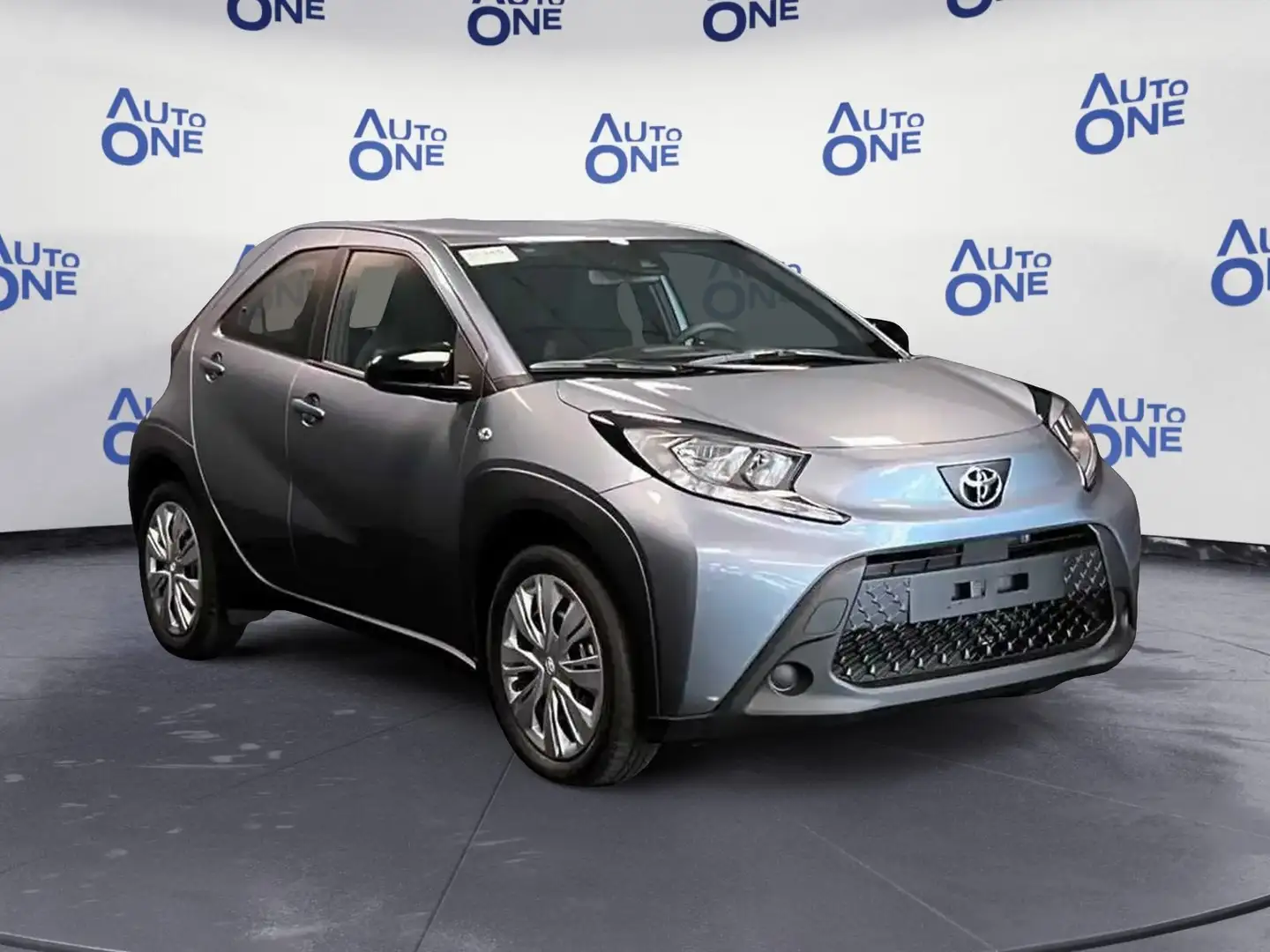 Toyota Aygo X 1.0 VVT-i 72Cv Active - (AT) Grigio - 1