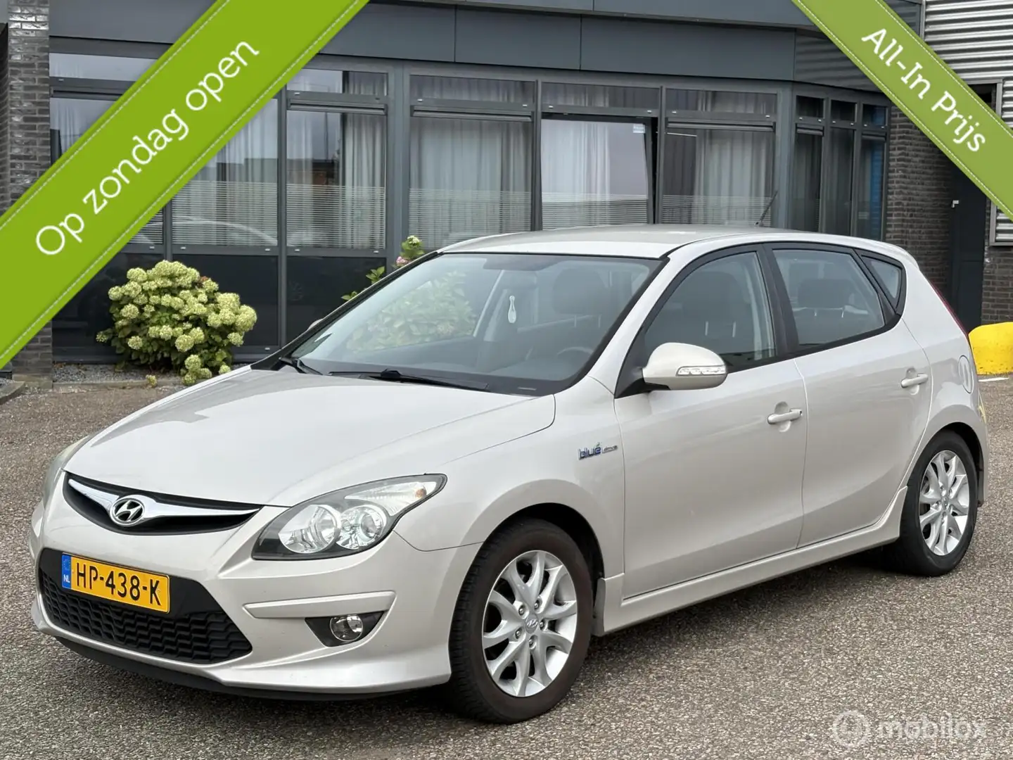 Hyundai i30 1.6i i-Motion|CRUISE|TREKHAAK|AIRCO| Grey - 1