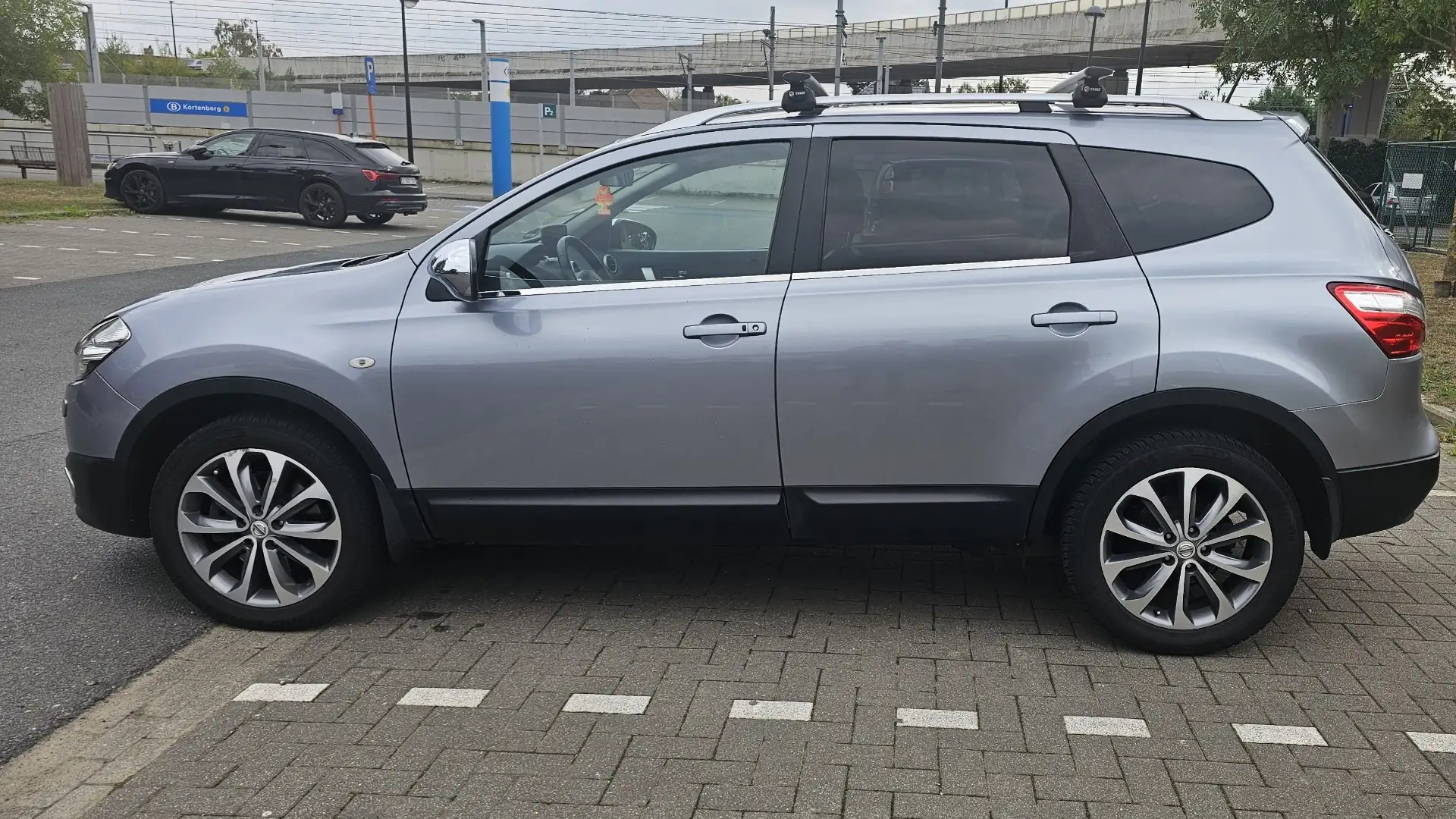 Nissan Qashqai+2 2.0 dCi DPF tekna - 1