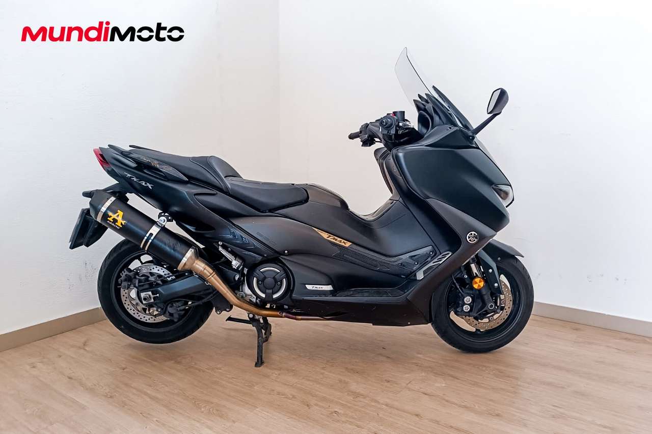 Yamaha TMAX 560