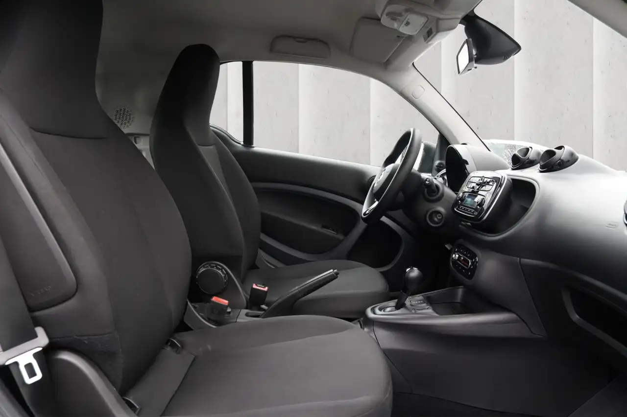 smart forTwo Smart EQ fortwo Klimaautomatik Audiosystem Smart 12