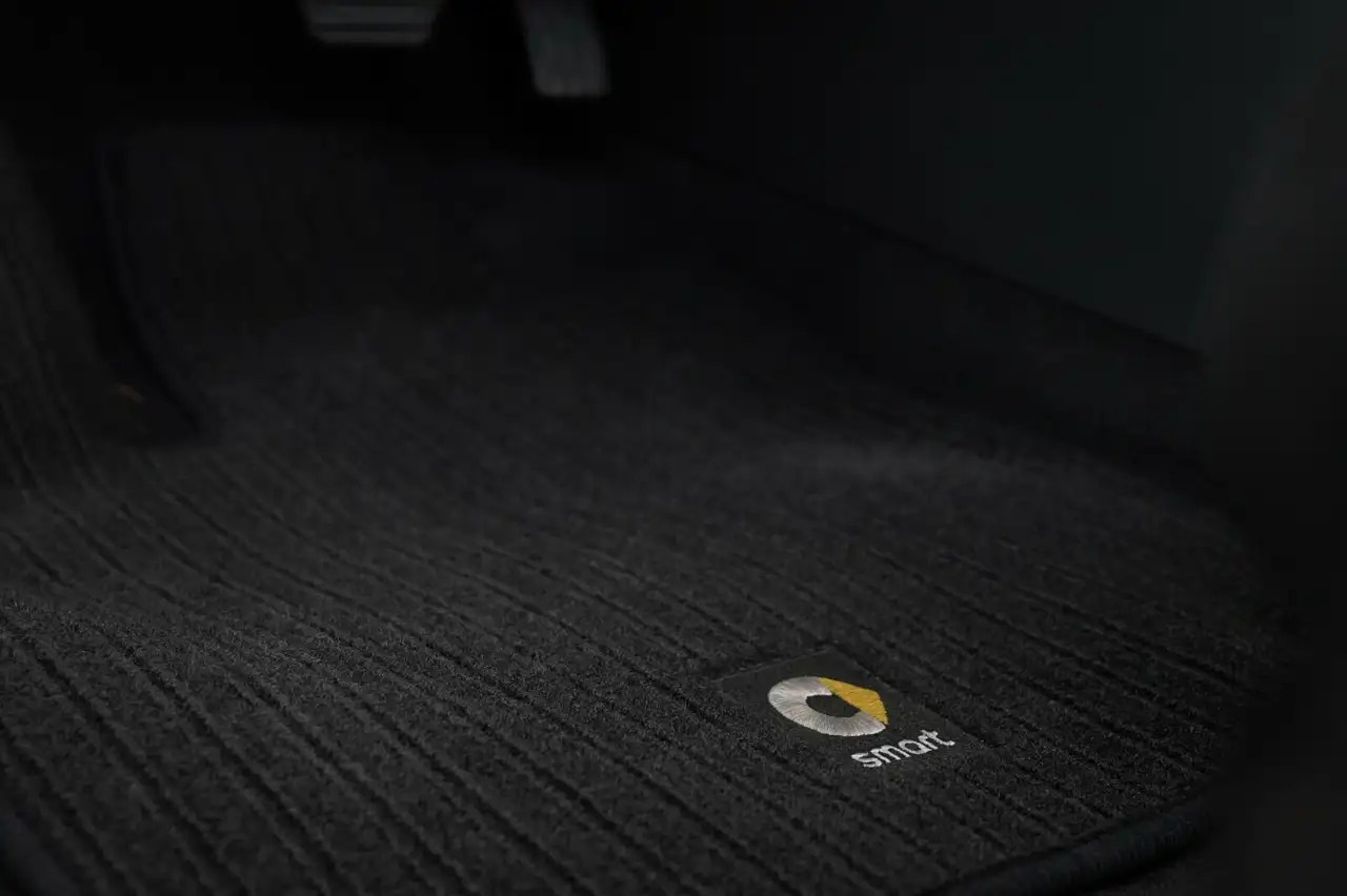 smart forTwo Smart EQ fortwo Klimaautomatik Audiosystem Smart 18