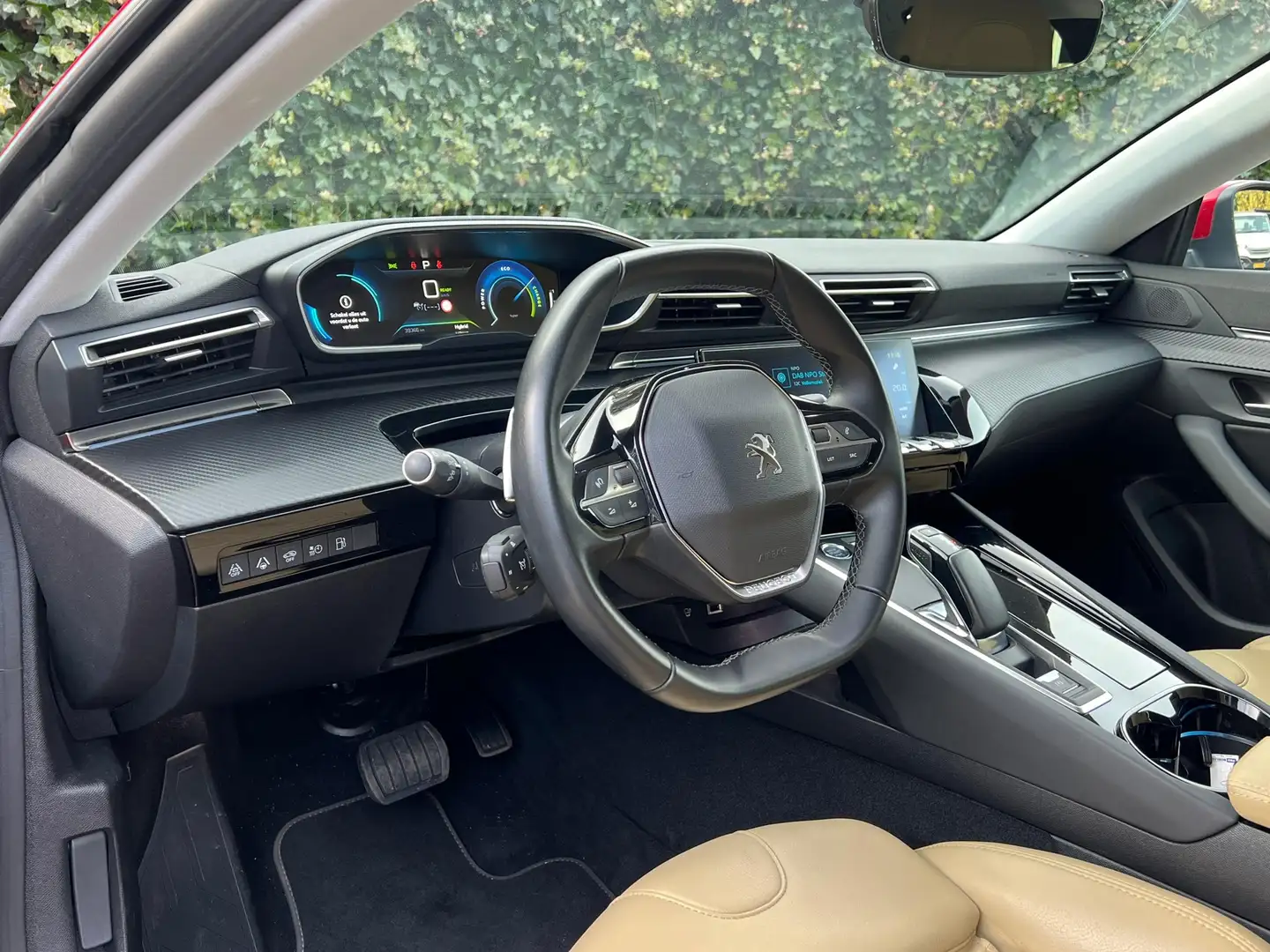 Peugeot 508 1.6 Plug-in Hybrid 225pk Automaat Allure Avantage Czerwony - 2