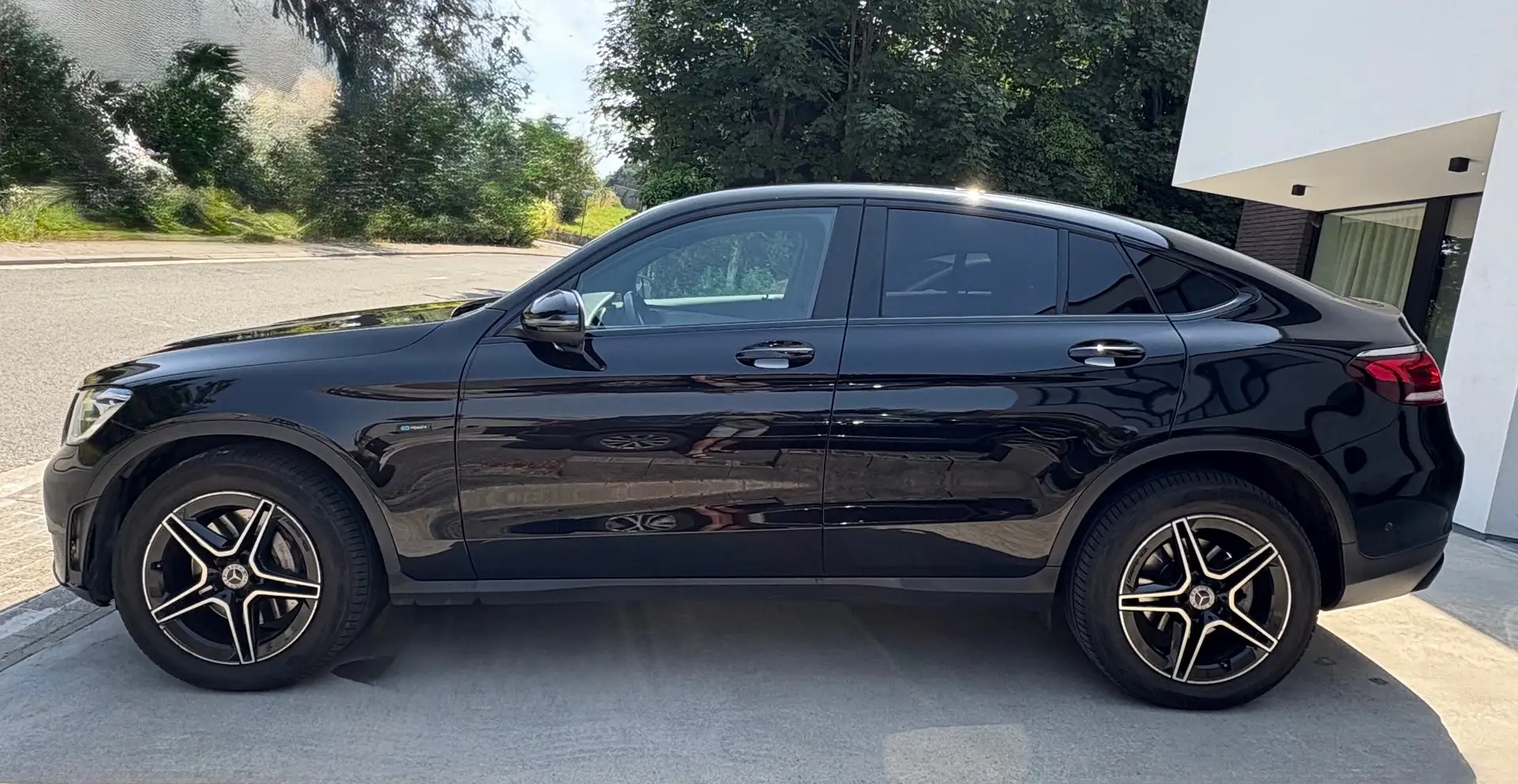 Mercedes-Benz GLC 300 GLC-Coupe 300 de 4Matic 9G-TRONIC AMG Line Noir - 1