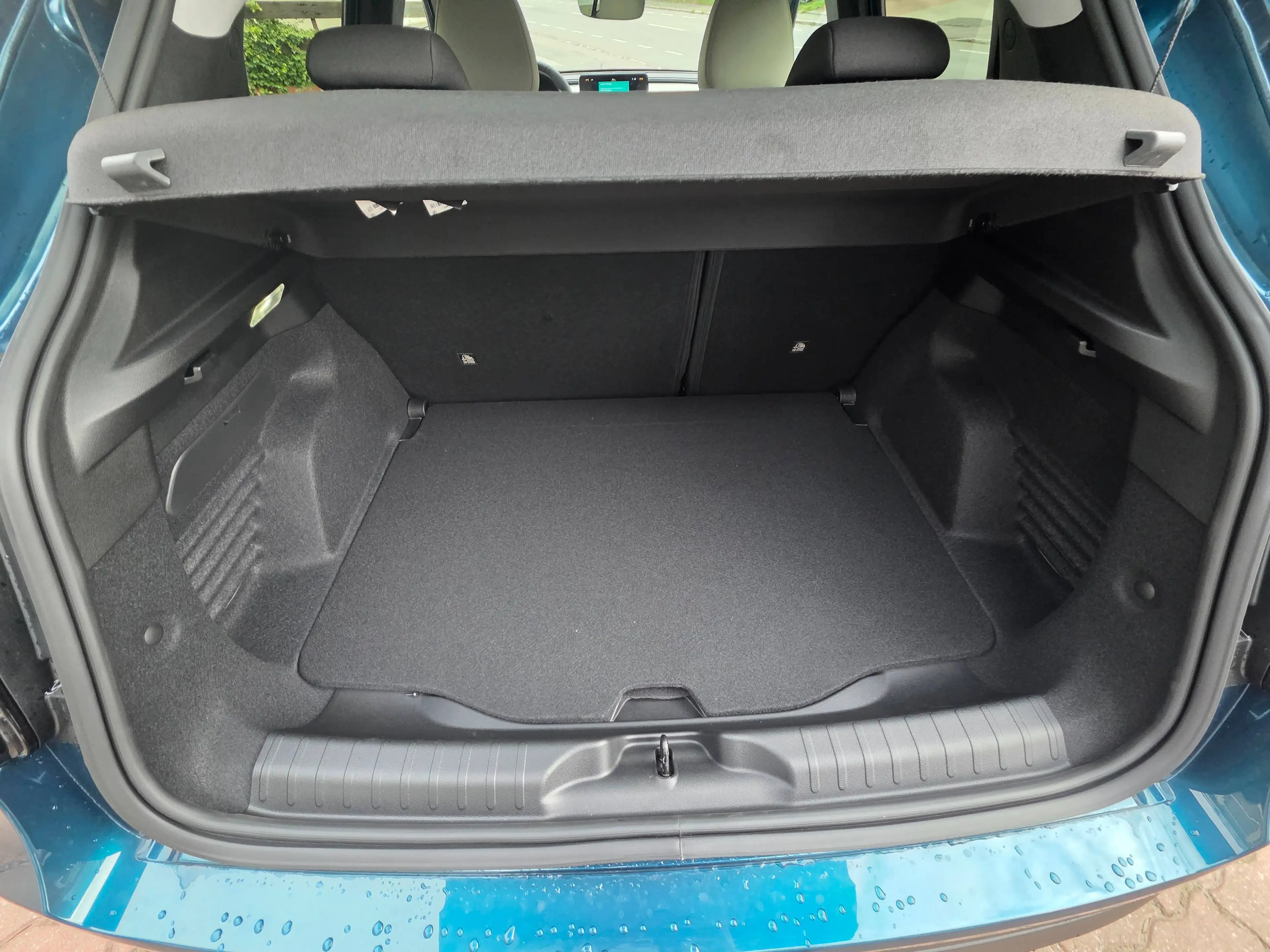 Fiat 600 Hybrid La Prima — photo 15