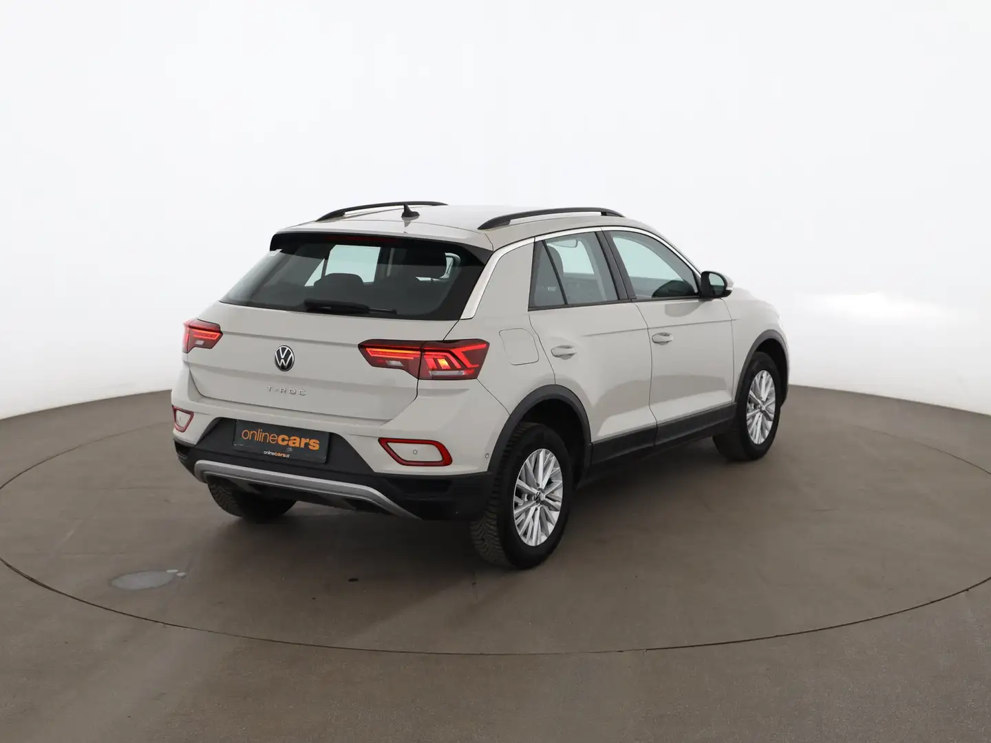Volkswagen T-Roc 2.0 TDI Life Aut LED RADAR ASSIST TEMPOMAT Grau - 2