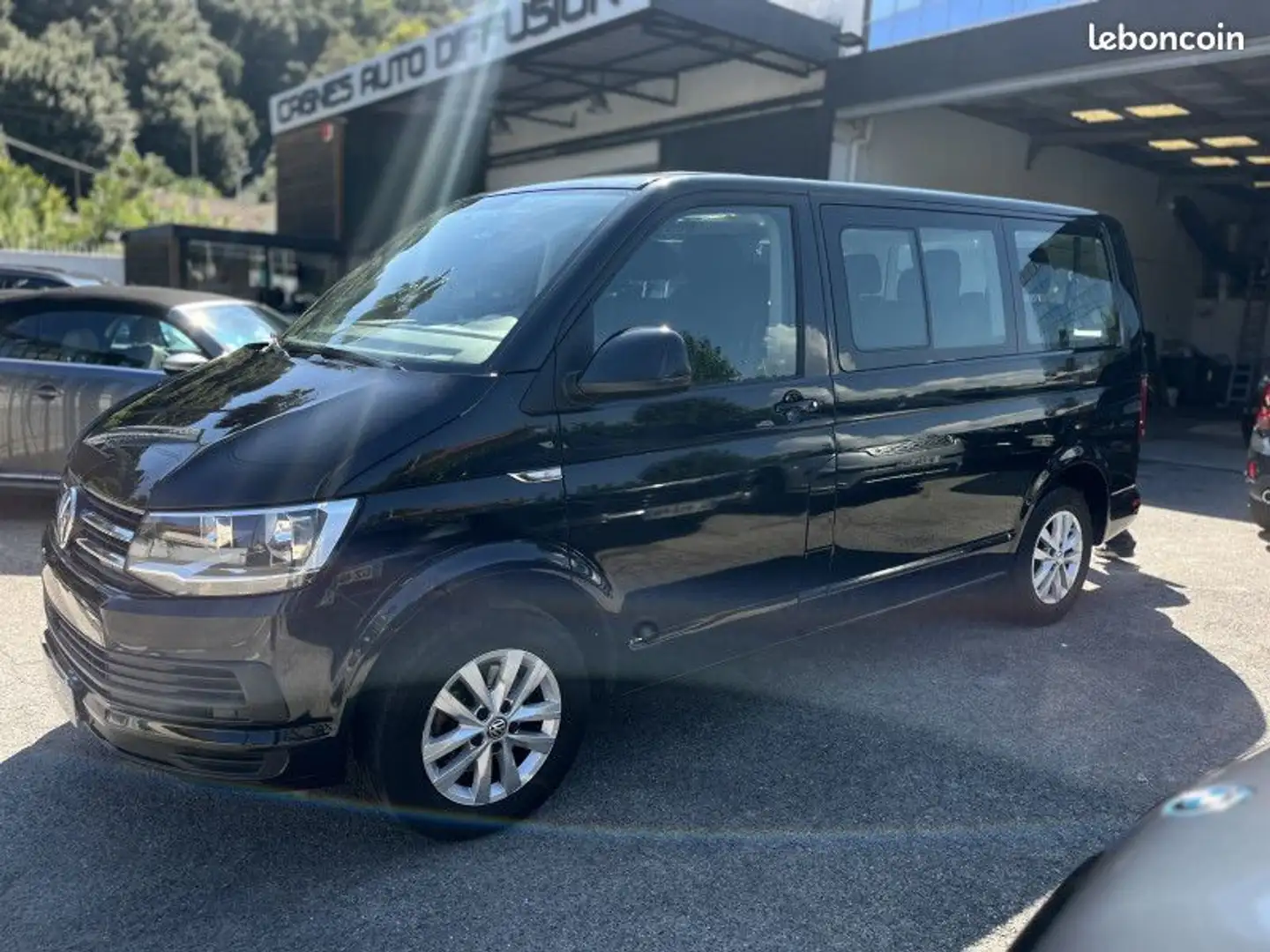 Volkswagen 2.0 TDI 150CH BLUEMOTION TECHNOLOGY CONFORTLINE DSG7 COURT Noir - 2