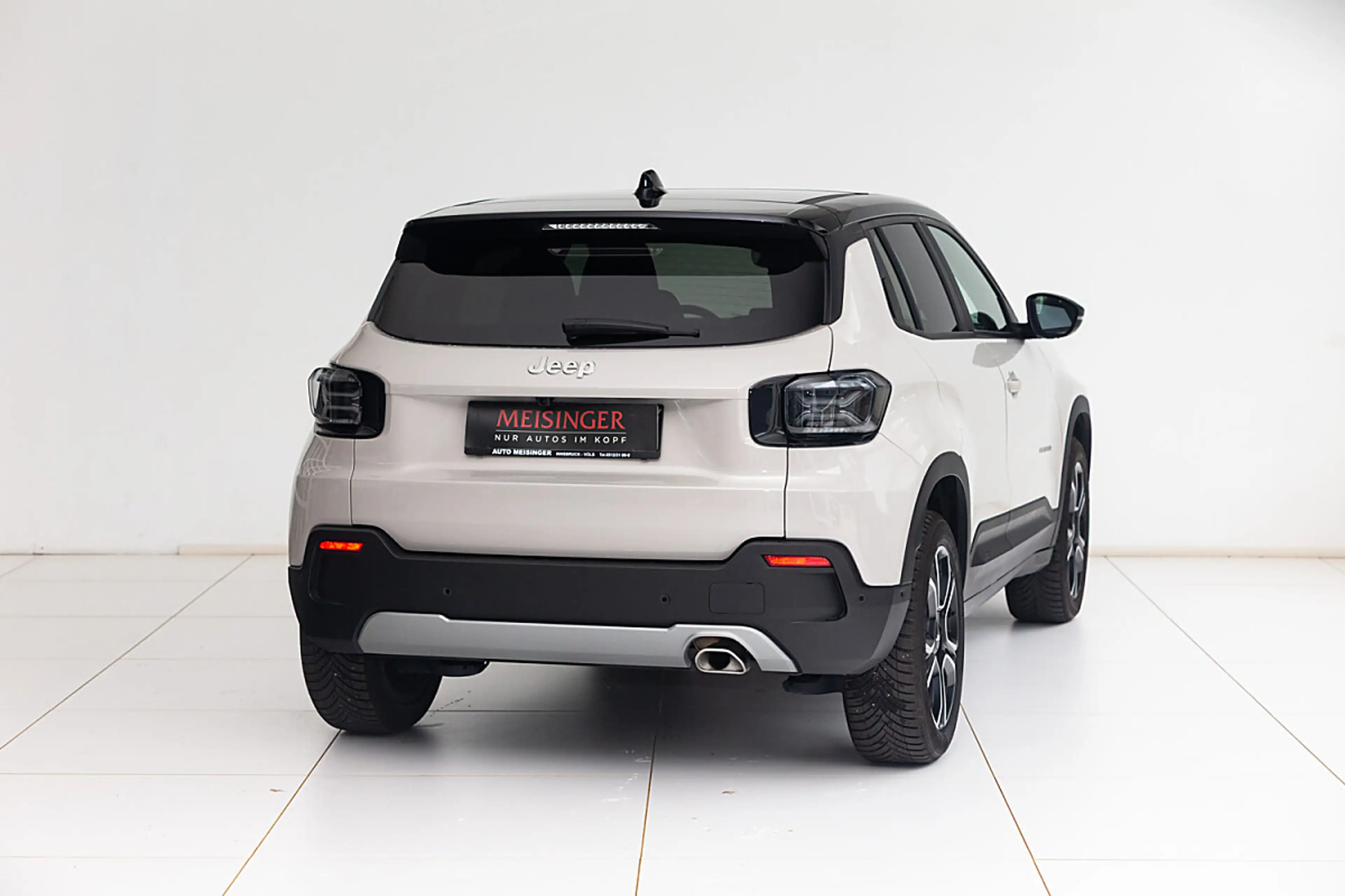 Jeep Avenger 1.2 Mild-Hybrid Summit Mild-Hybrid — photo 3