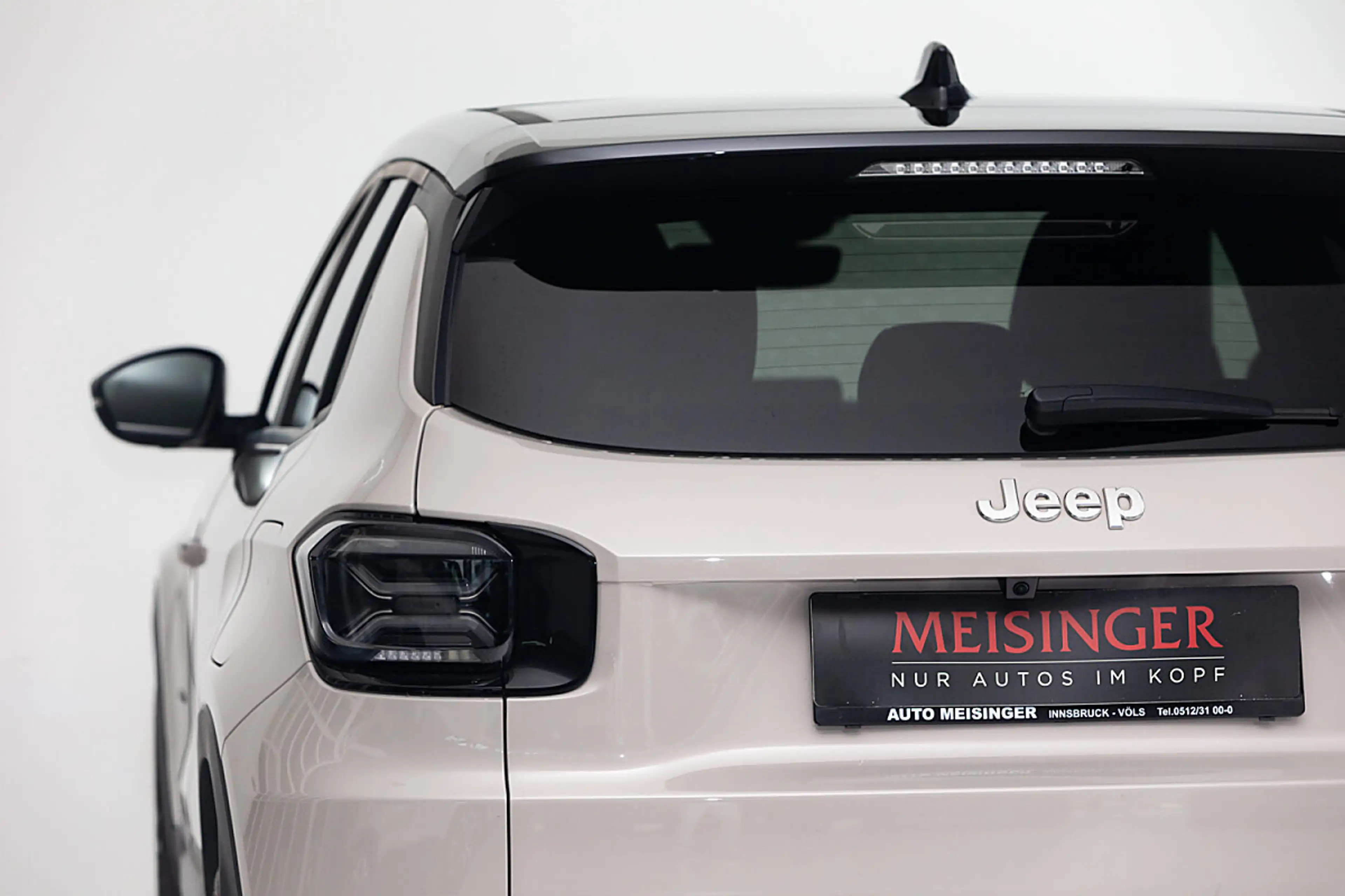 Jeep Avenger 1.2 Mild-Hybrid Summit Mild-Hybrid — photo 4