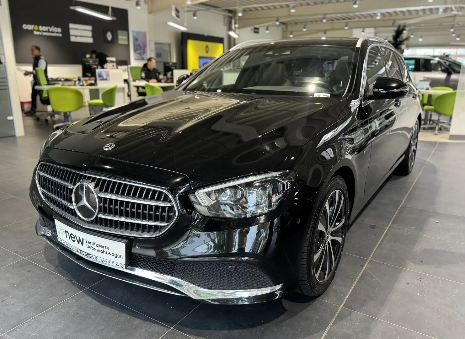 Mercedes-Benz E 300 E300 de T 9G Tronic Avantgarde ABS Noir - 1