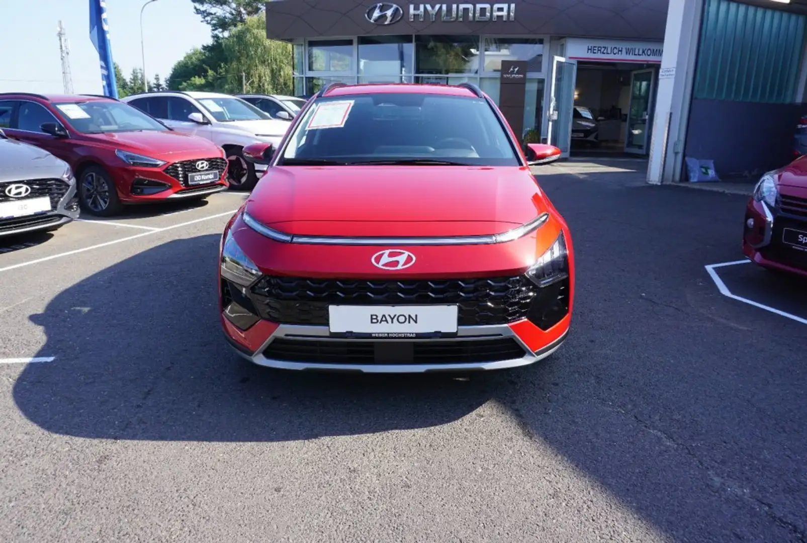 Hyundai BAYON GO Plus 1.2 MPI y5bu1 Rouge - 2