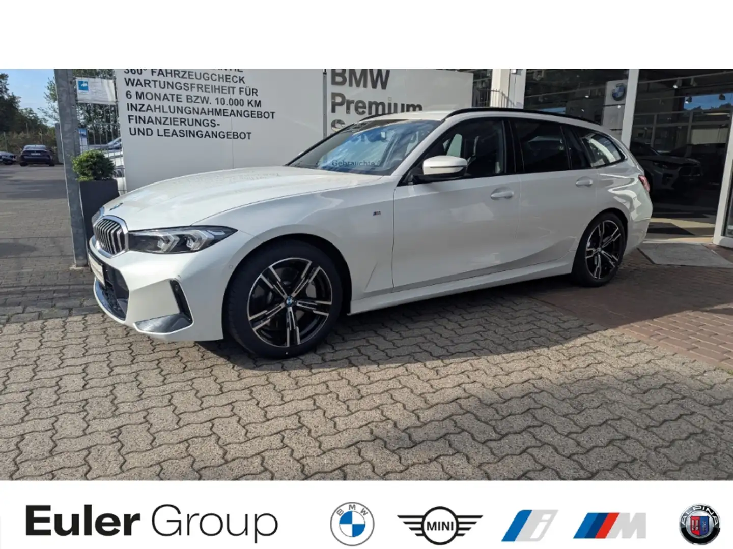 BMW 330 i xDrive Touring M-Sport Navi Soundsystem LED ACC Weiß - 1