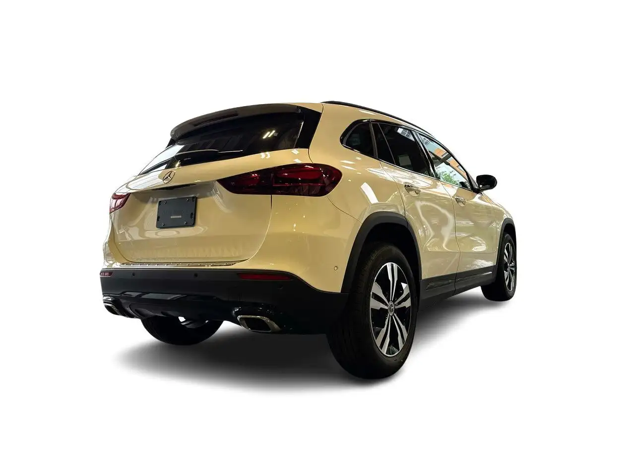 Mercedes-Benz GLA снимка Mercedes-Benz GLA
