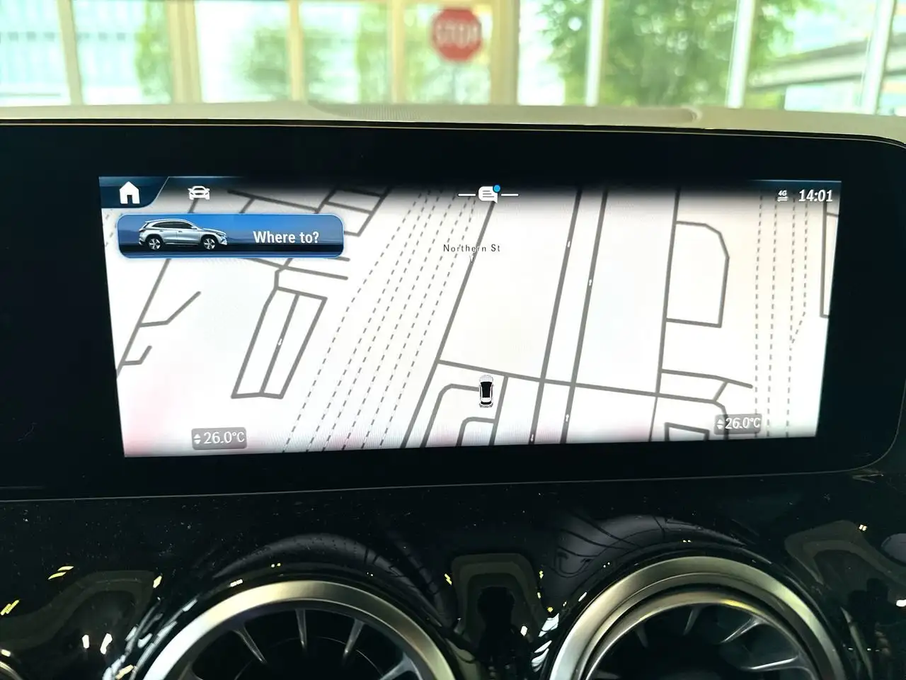 Mercedes-Benz GLA снимка Mercedes-Benz GLA