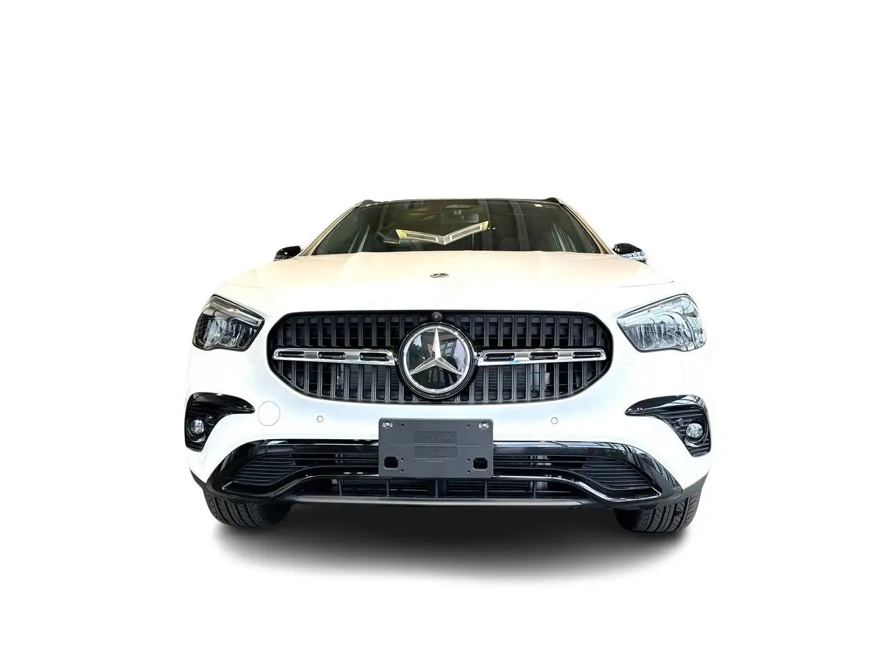 Mercedes-Benz GLA снимка Mercedes-Benz GLA