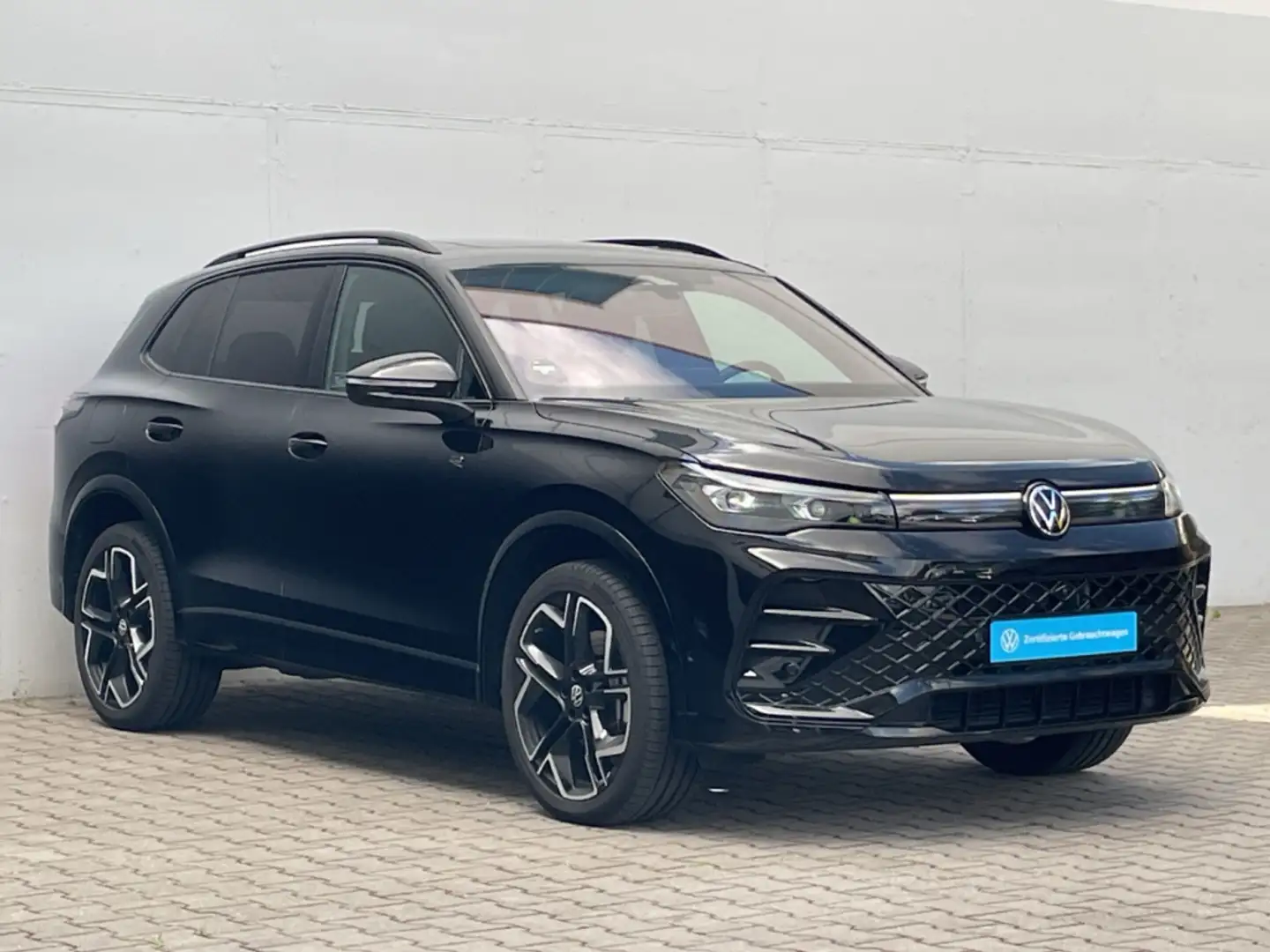 Volkswagen Tiguan 2.0 TDI R-Line 4Mot. Black Style Standhzg /AHK/Pan Schwarz - 2