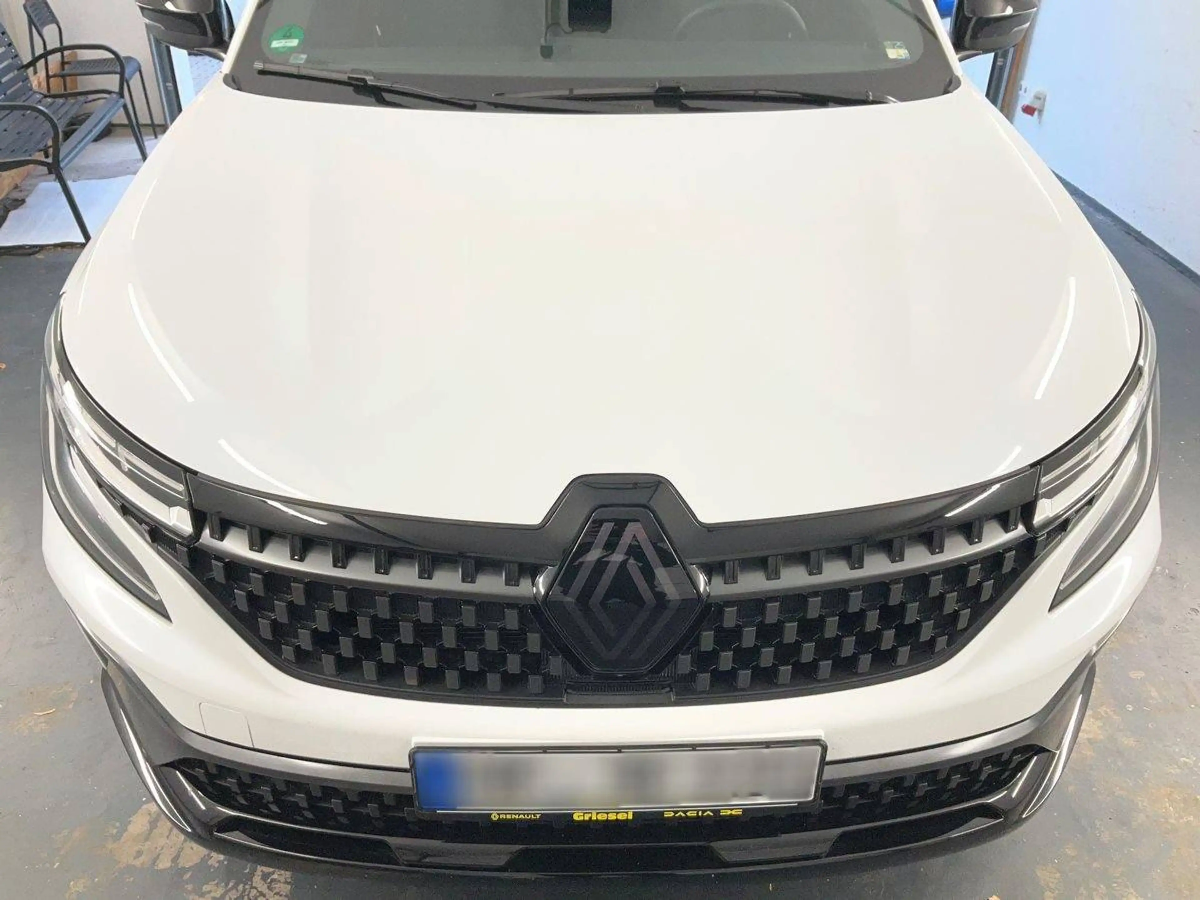 Renault Espace Esprit Alpine E-Tech Hybrid — photo 12