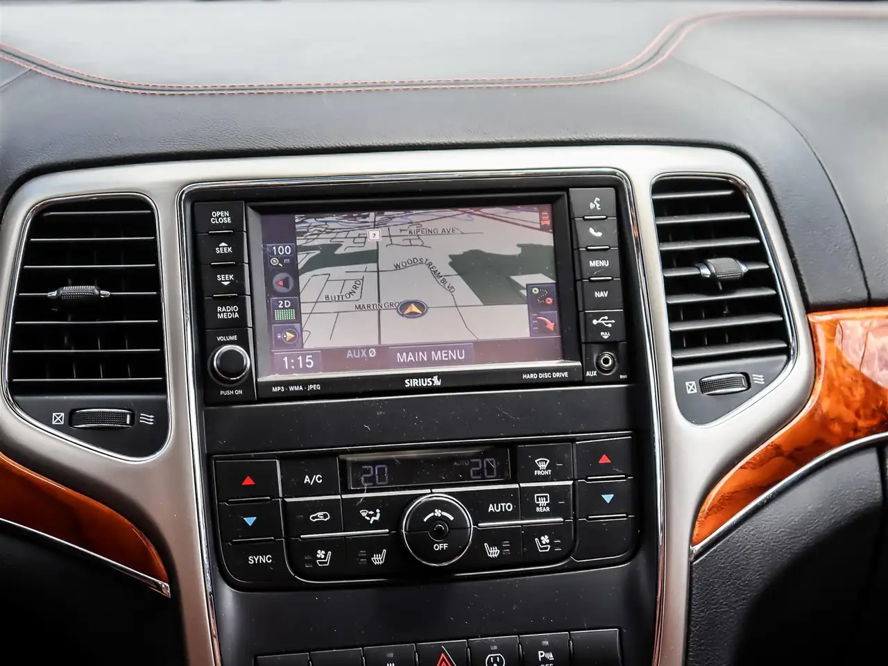 Jeep Grand Cherokee снимка Jeep Grand Cherokee