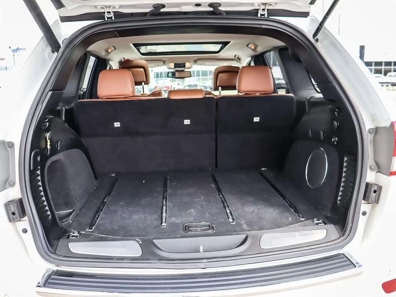 Jeep Grand Cherokee снимка Jeep Grand Cherokee