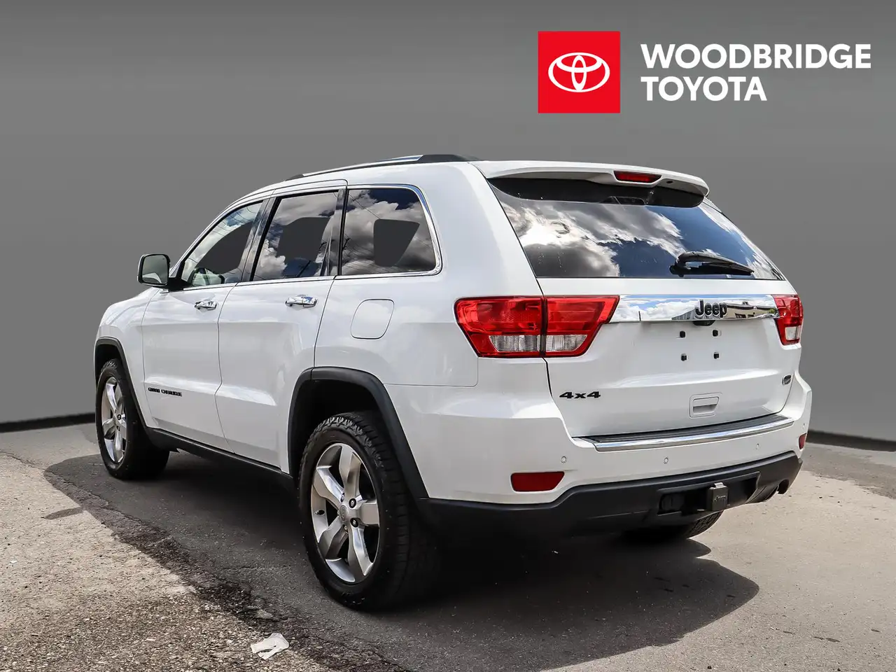 Jeep Grand Cherokee снимка Jeep Grand Cherokee