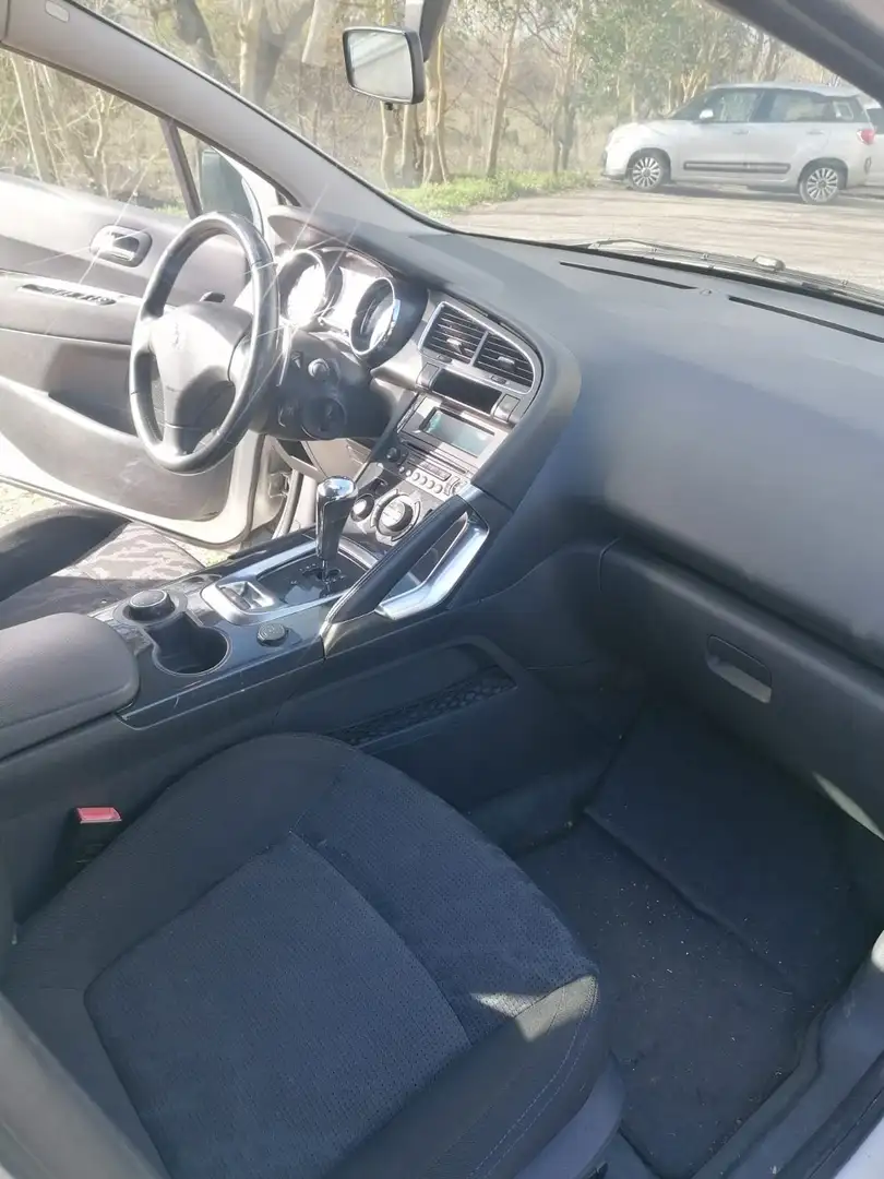 Peugeot 3008 3008+I+1.6+hdi+16v+Premium+robot+fap - 2