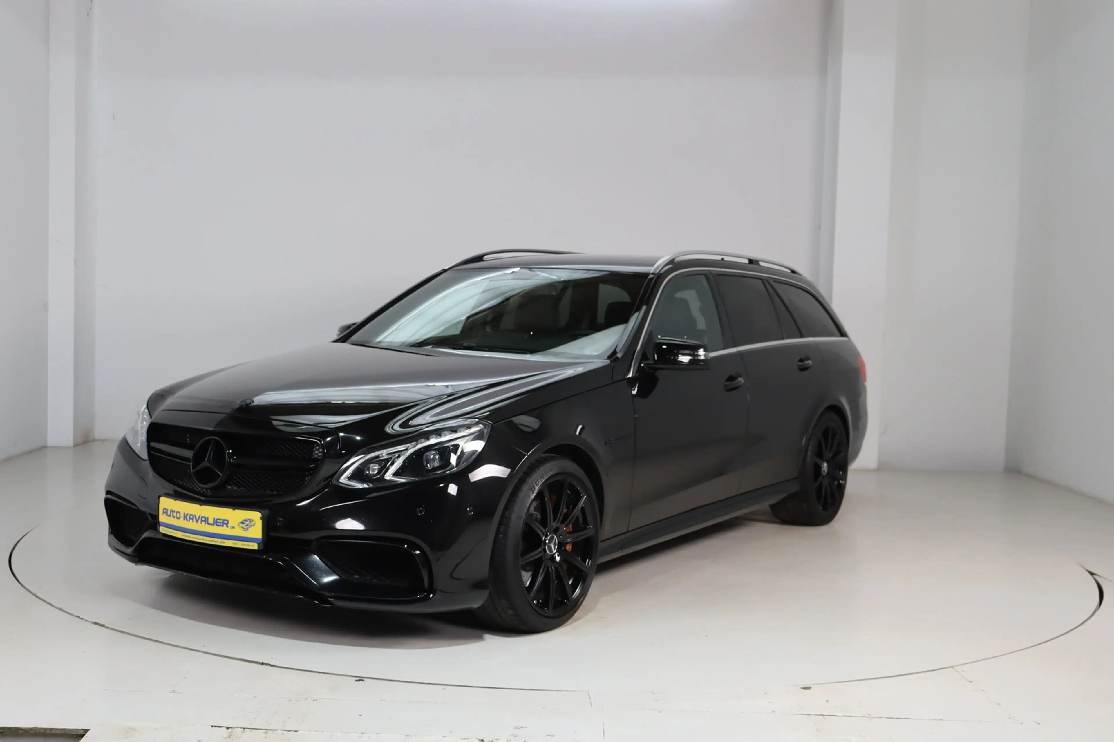 Mercedes-Benz E 63 AMG E S 4MATIC * Keramik * LED * Nappa Leder Avantgard