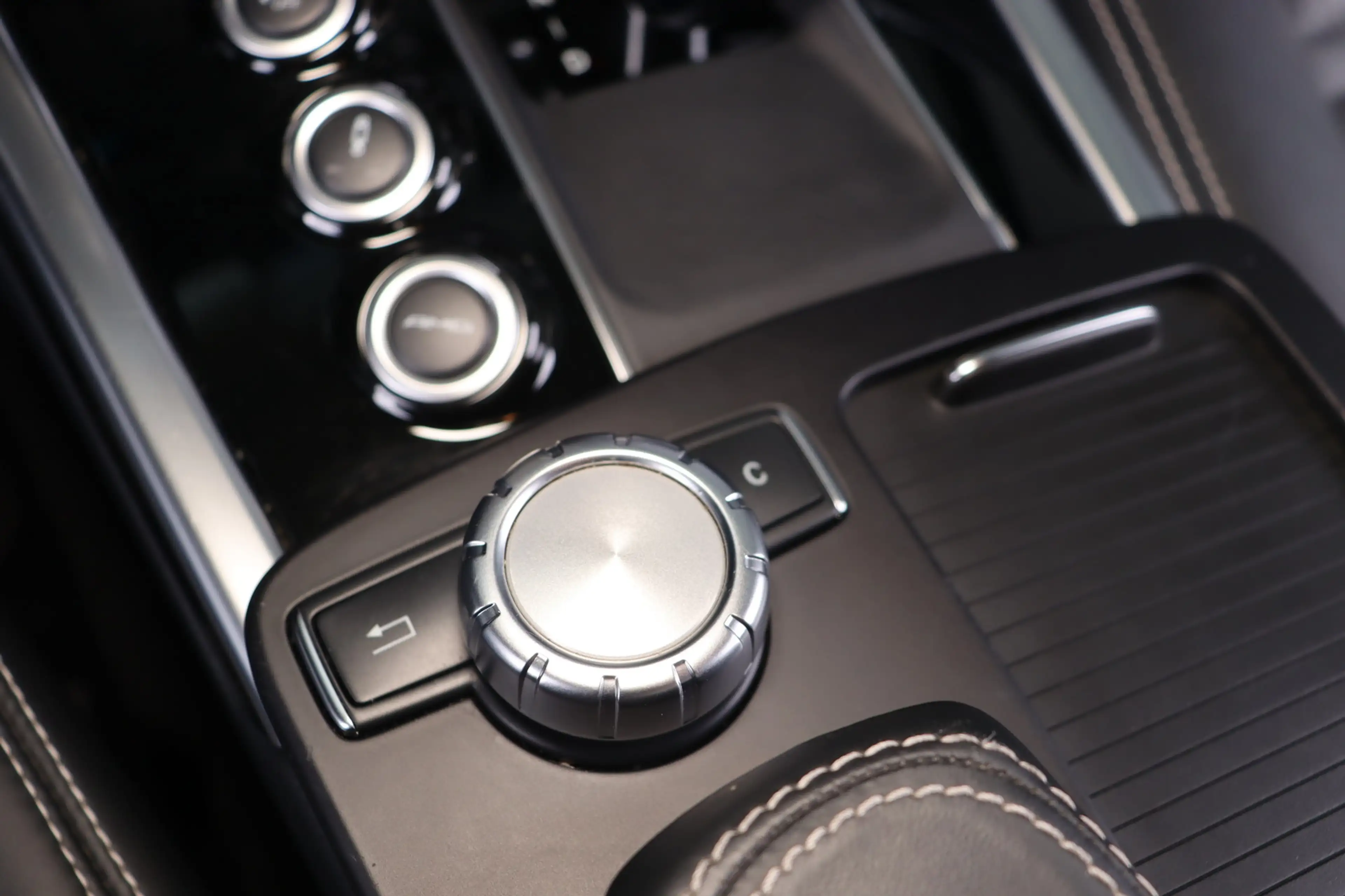 Mercedes-Benz E 63 AMG E S 4MATIC * Keramik * LED * Nappa Leder Avantgard — photo 15