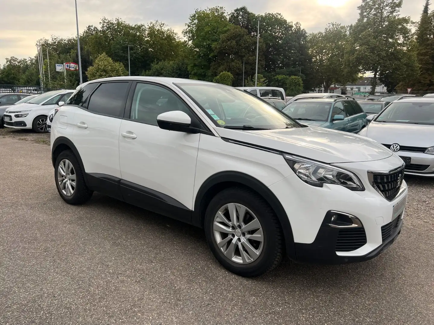 Peugeot 3008 1.5 BlueHDi *sehr gepflegt* Blanco - 2